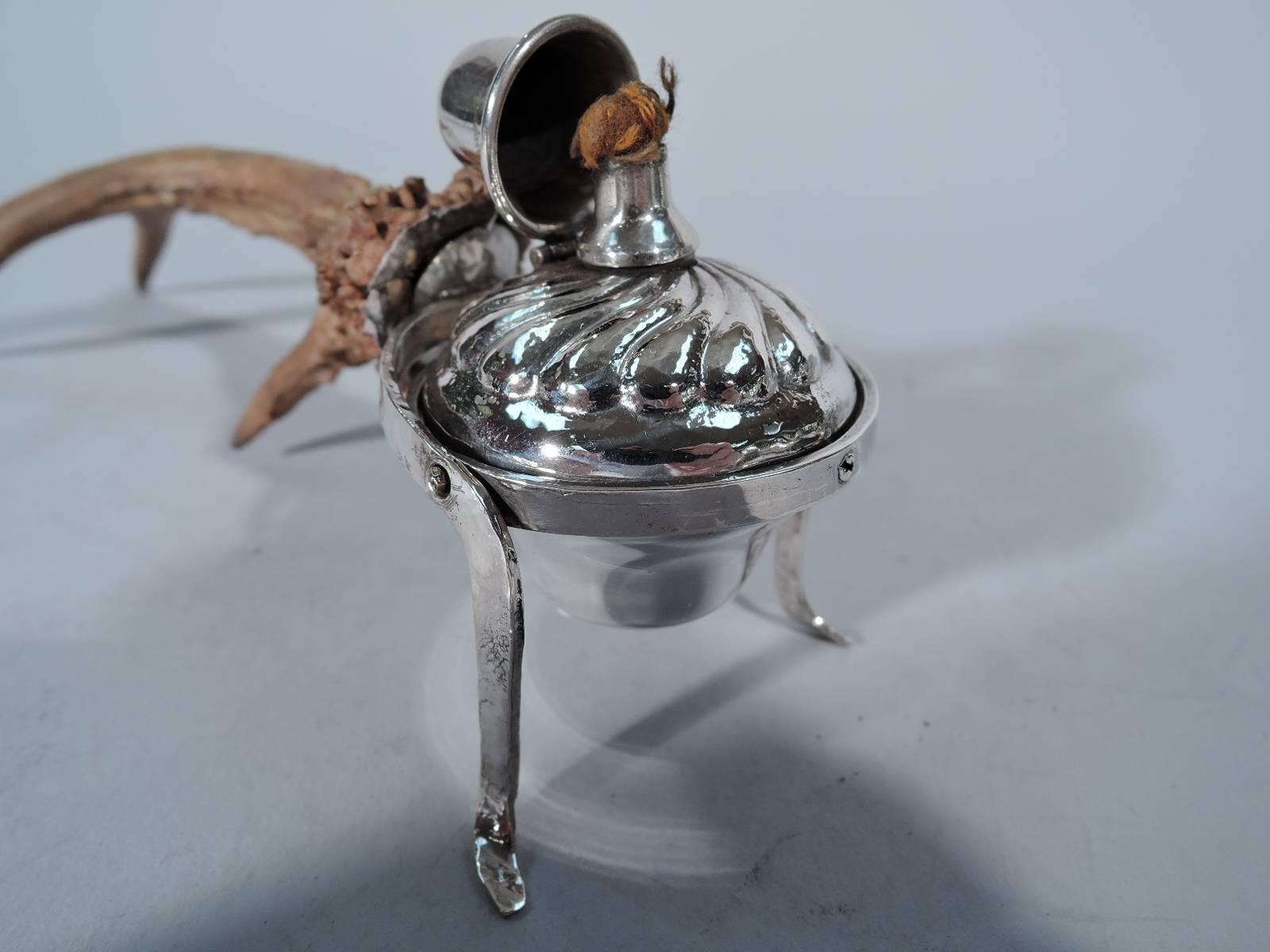 Edwardian Sterling Silver and Antler Cigar Lighter In Excellent Condition In New York, NY