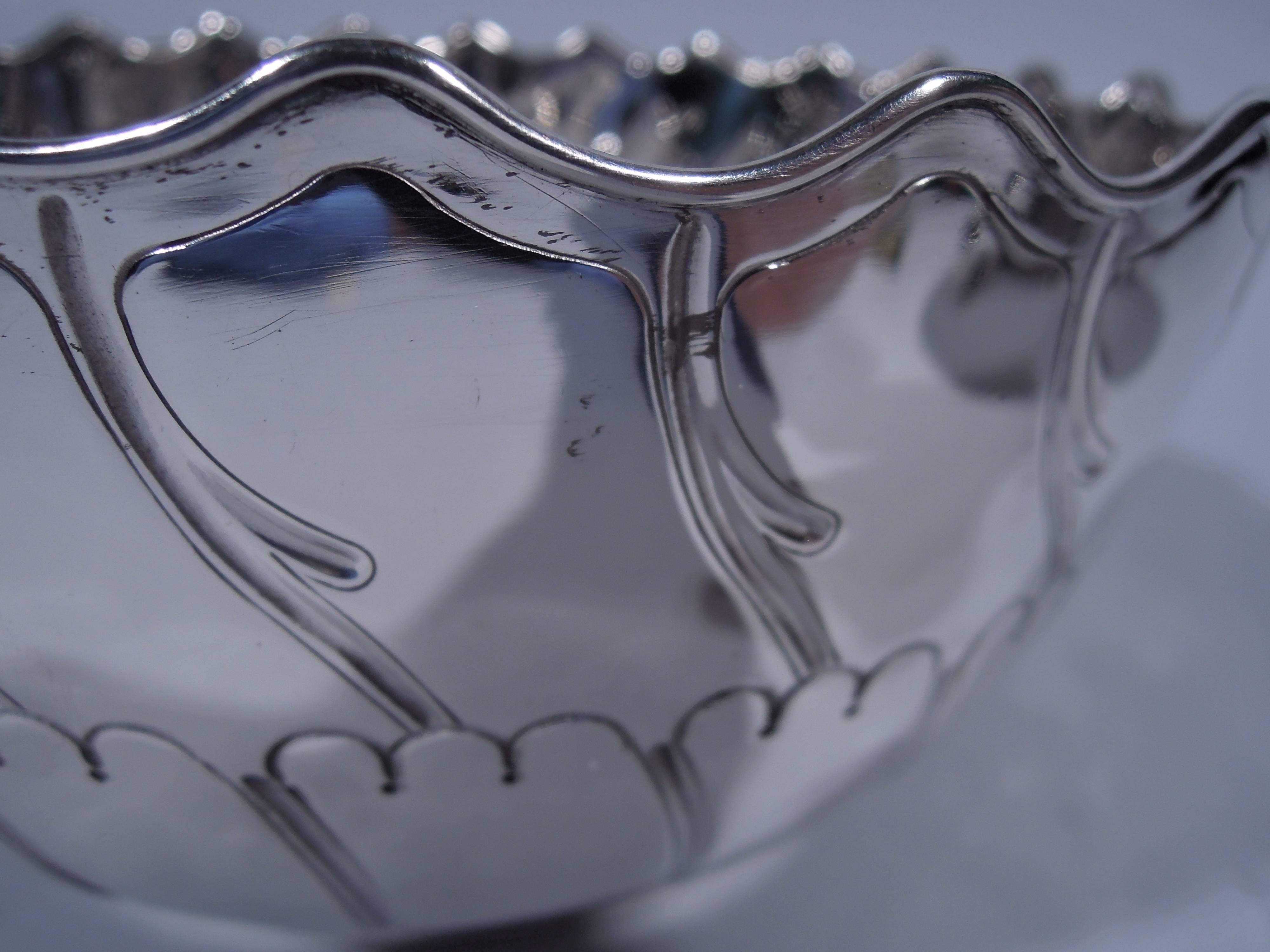 English Sterling Silver Wave Bowl In Excellent Condition In New York, NY