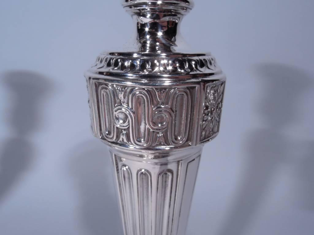 Pair of Tiffany Neoclassical Sterling Silver Candlesticks In Excellent Condition In New York, NY