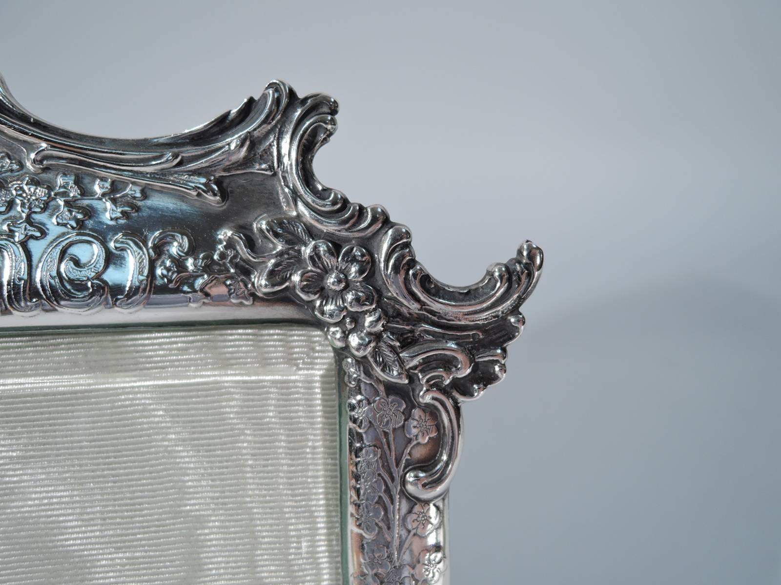 Tiffany Gilded Age Sterling Silver Parental Unit Picture Frame In Excellent Condition In New York, NY