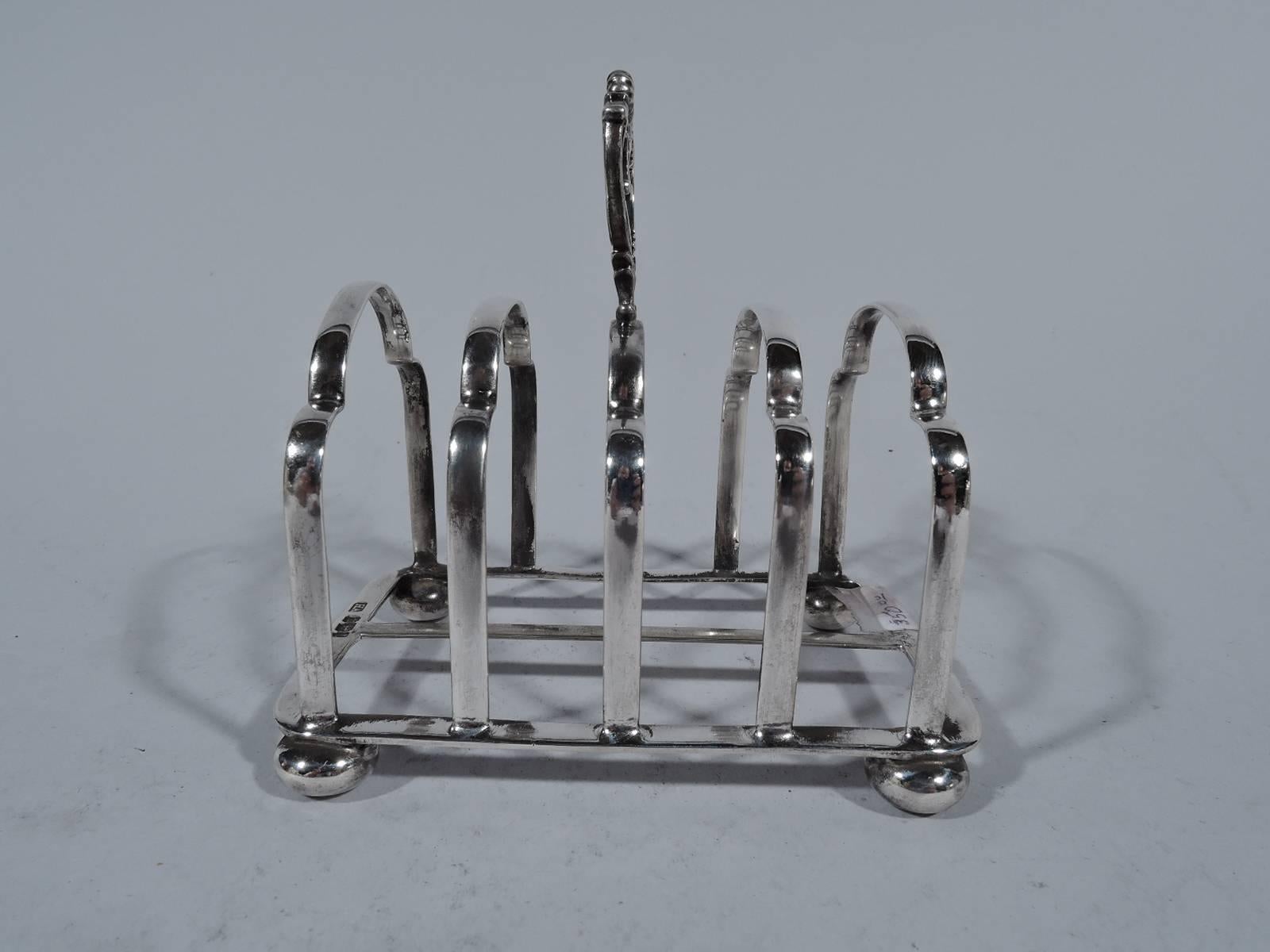 Edwardian English Sterling Silver Toast Rack In Excellent Condition In New York, NY