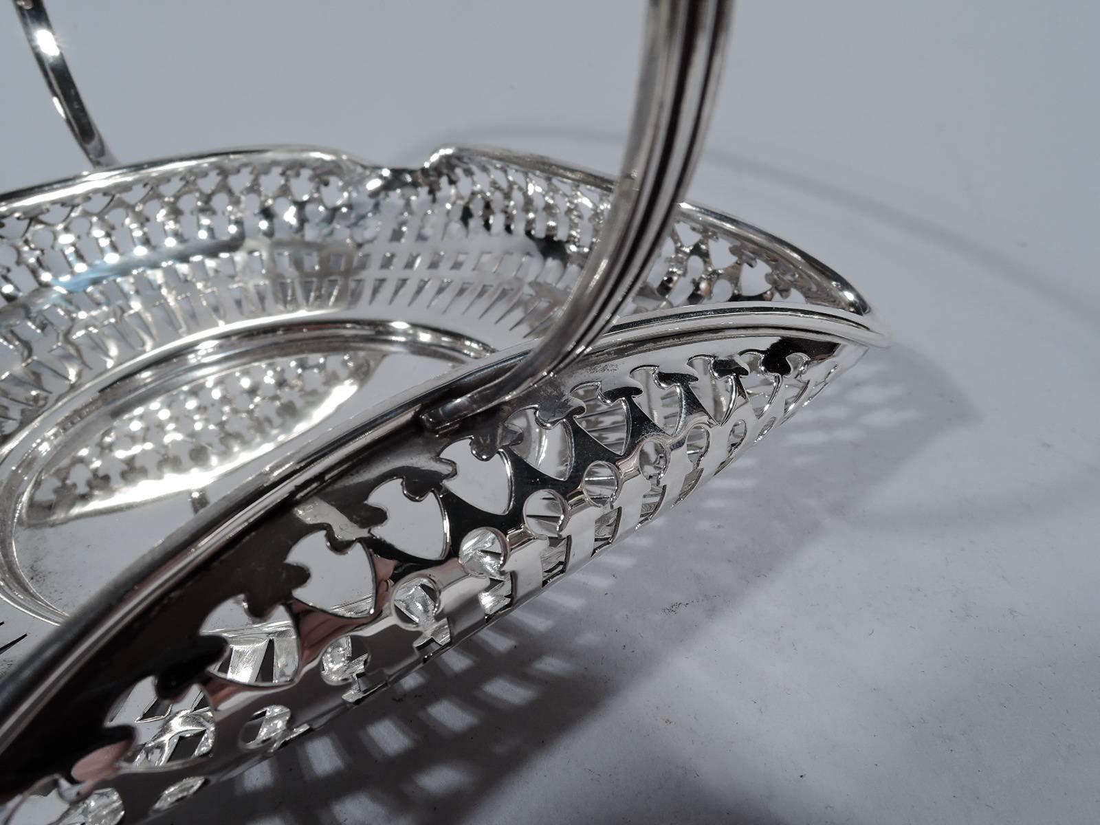 Gorham Edwardian Pierced Sterling Silver Basket In Excellent Condition In New York, NY