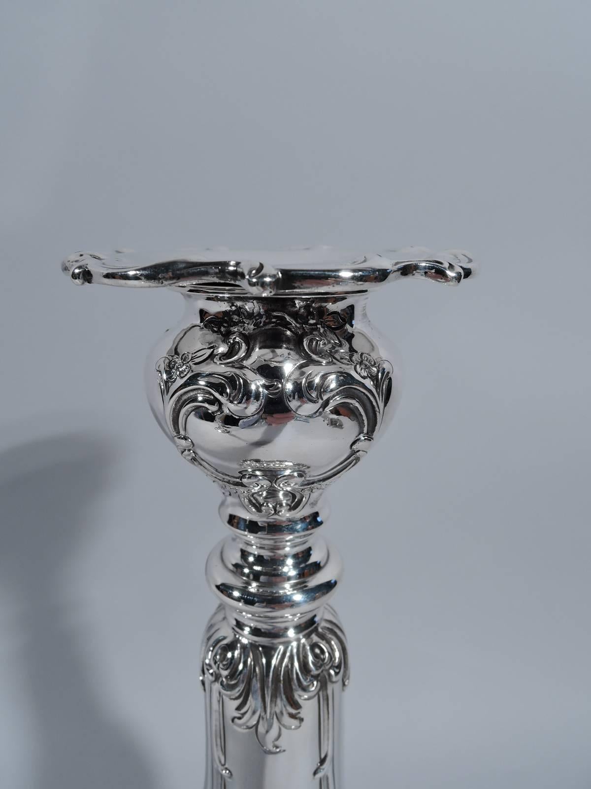 Pair of Fancy Edwardian Sterling Silver Candlesticks by Gorham In Excellent Condition In New York, NY