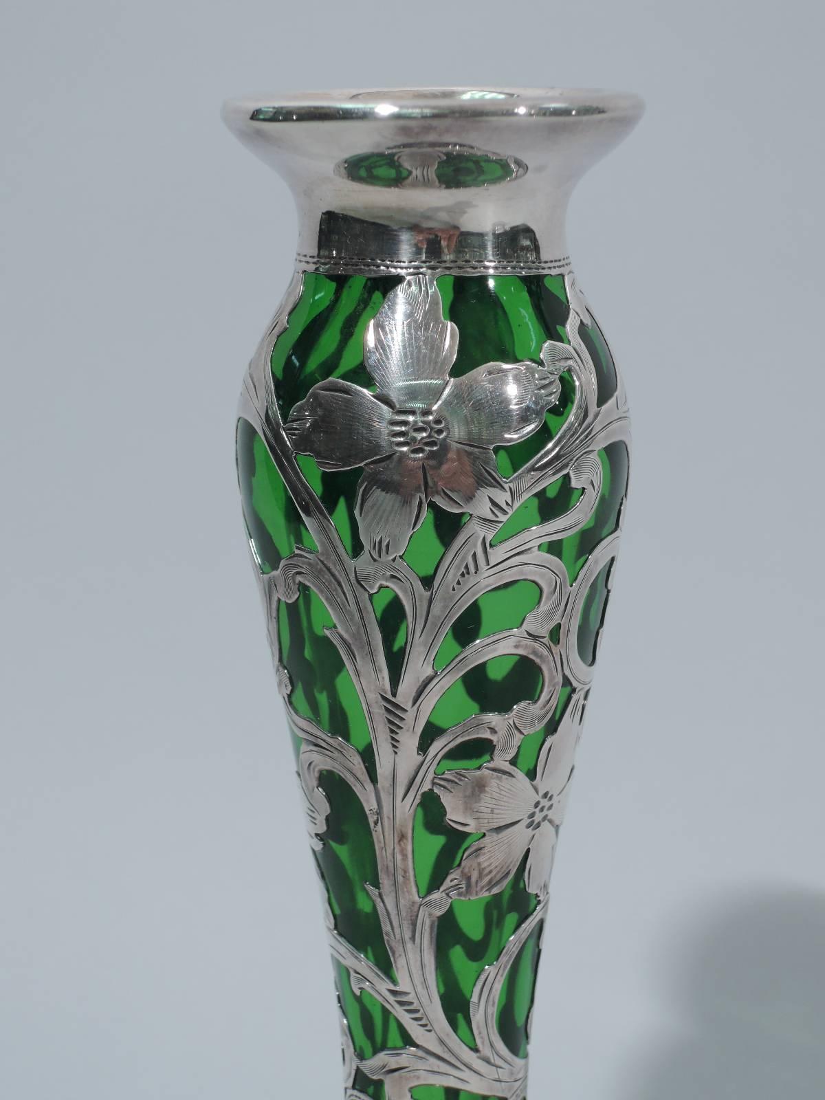 Alvin Art Nouveau Silver Overlay Emerald Glass Vase In Excellent Condition In New York, NY