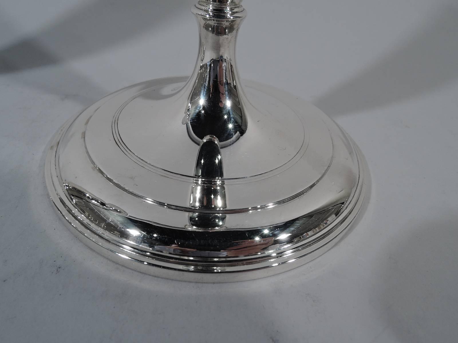 Art Deco Pair of Classic Modern Sterling Silver Candlesticks by Tiffany