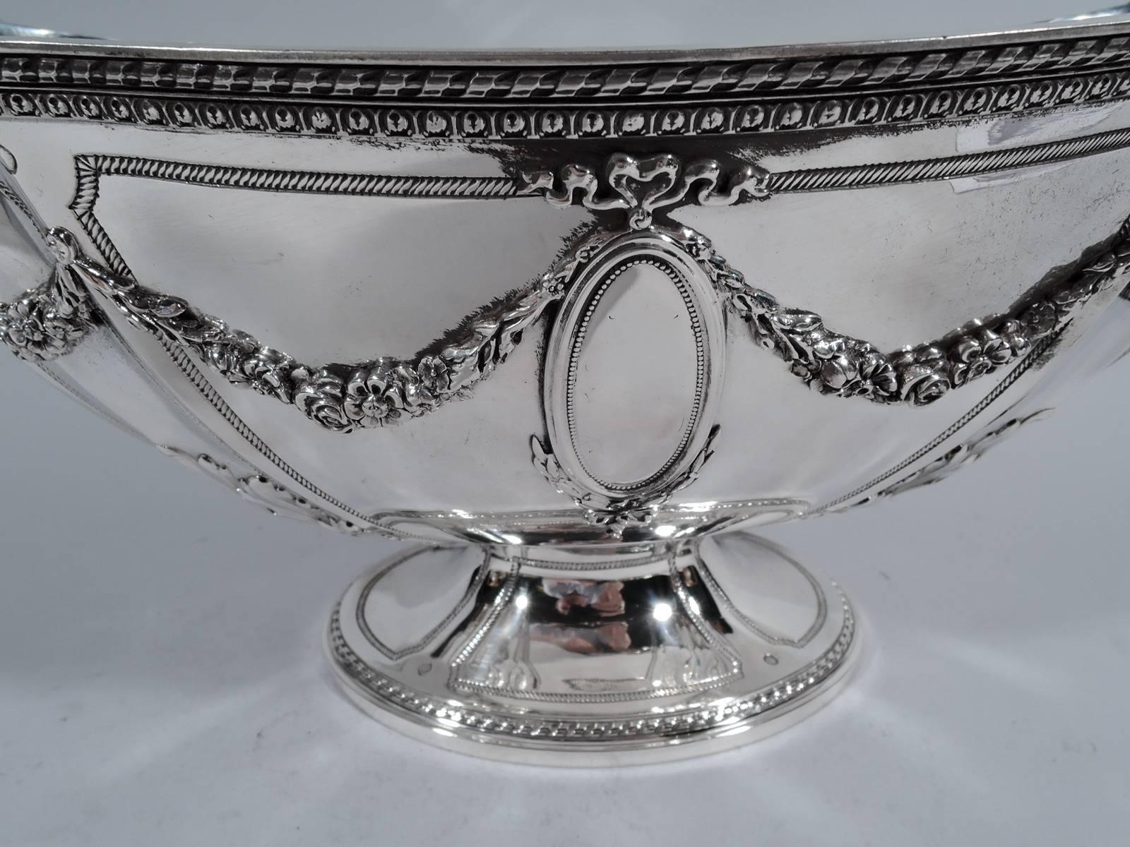 American Bailey, Banks and Biddle French Neoclassical Centrepiece Bowl on Plateau