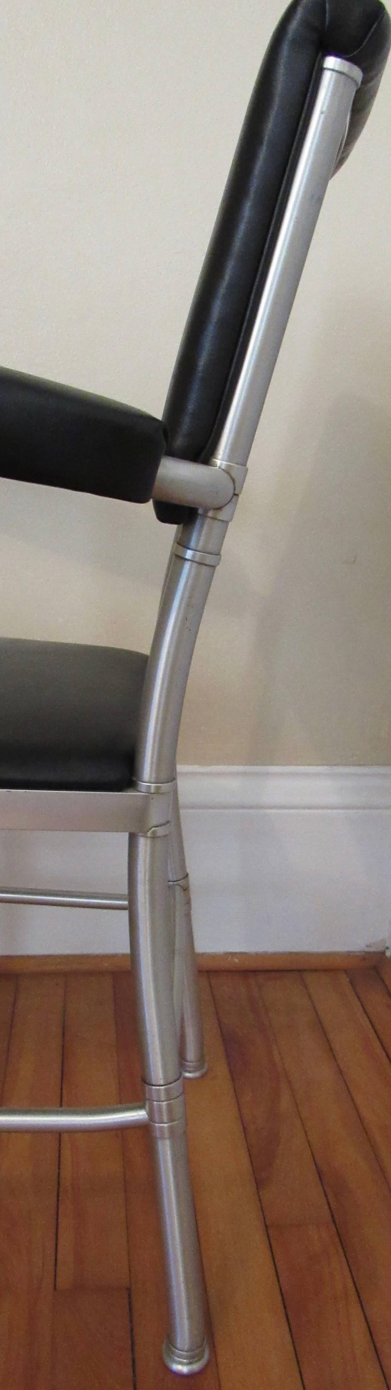 Warren McArthur Aluminium-Sessel im Stil Nr. 1170 AU, um 1939 im Zustand „Gut“ im Angebot in Camden, ME