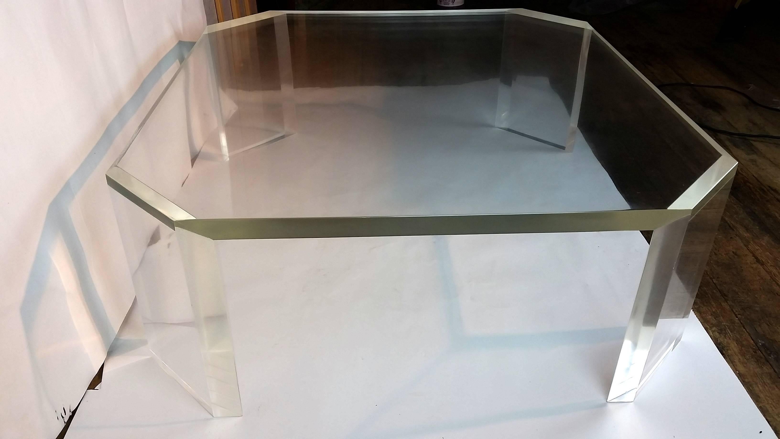 Lucite-Couchtisch von Charles Hollis Jonesm, „L'AMI“, Modell 505, um 1975 im Zustand „Gut“ im Angebot in Camden, ME