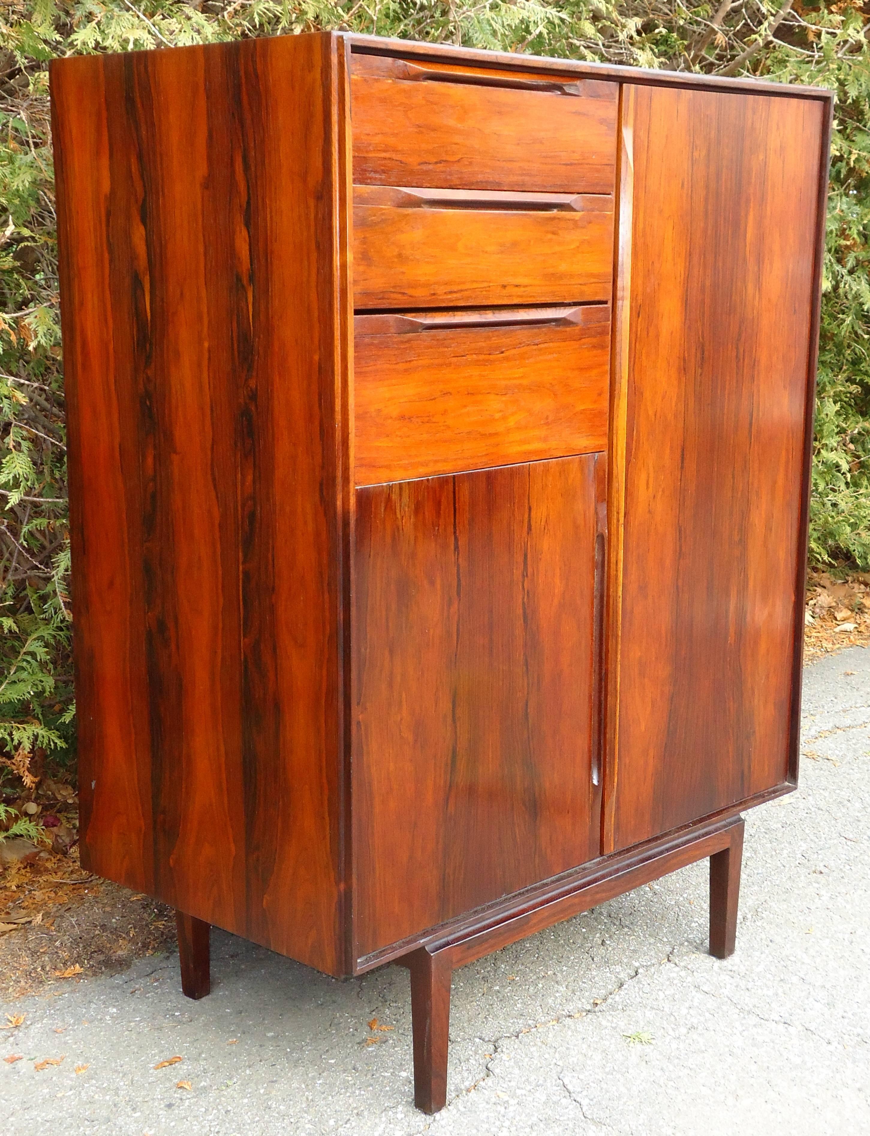 France and Son Rosewood Cabinet, attributed to Finn Juhl, Denmark, circa 1950 1