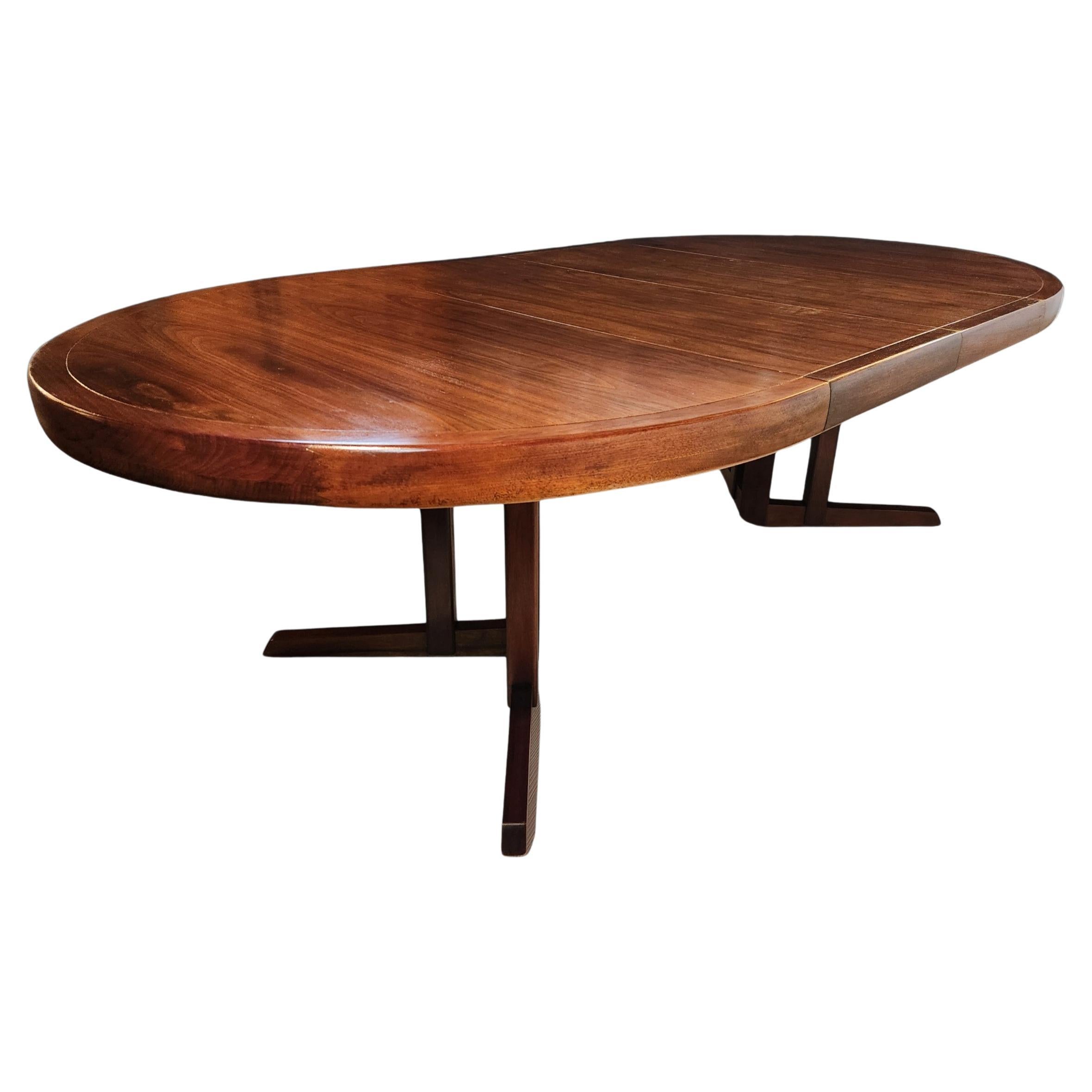 George Nakashima Extendable Walnut Dining Table Model 277 for Widdicomb, 1959 For Sale