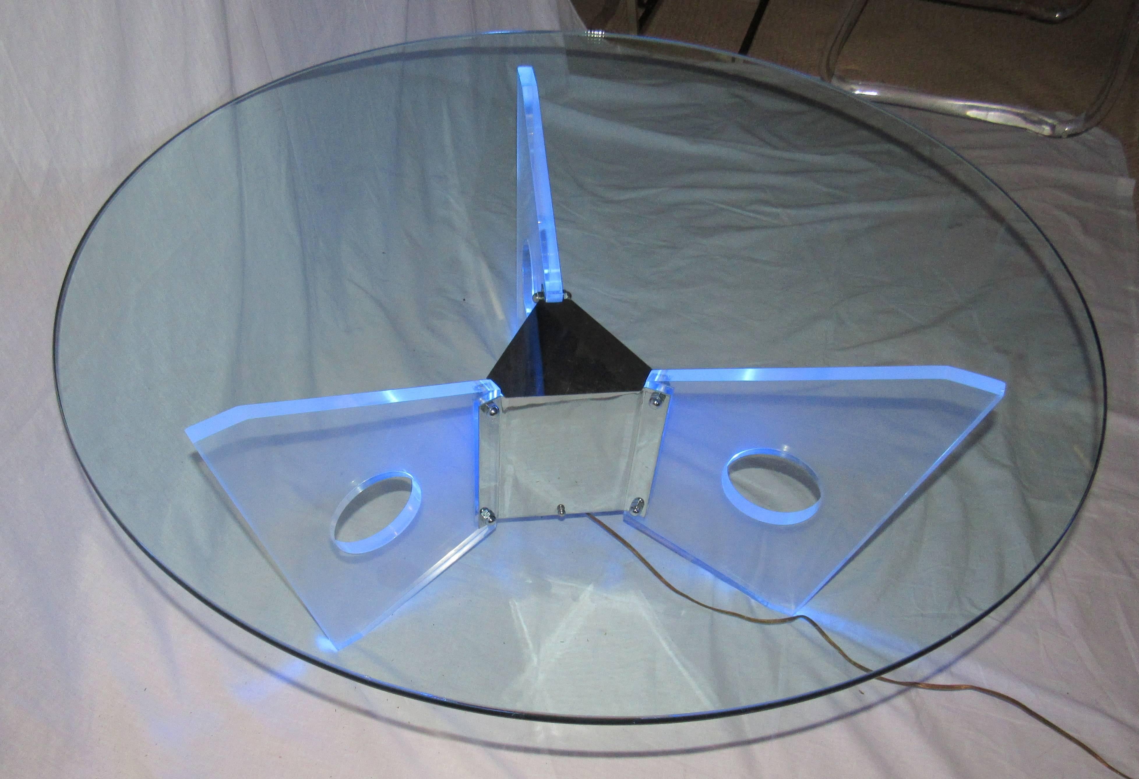 20th Century Illuminated Lucite Coffee Table, circa 1970