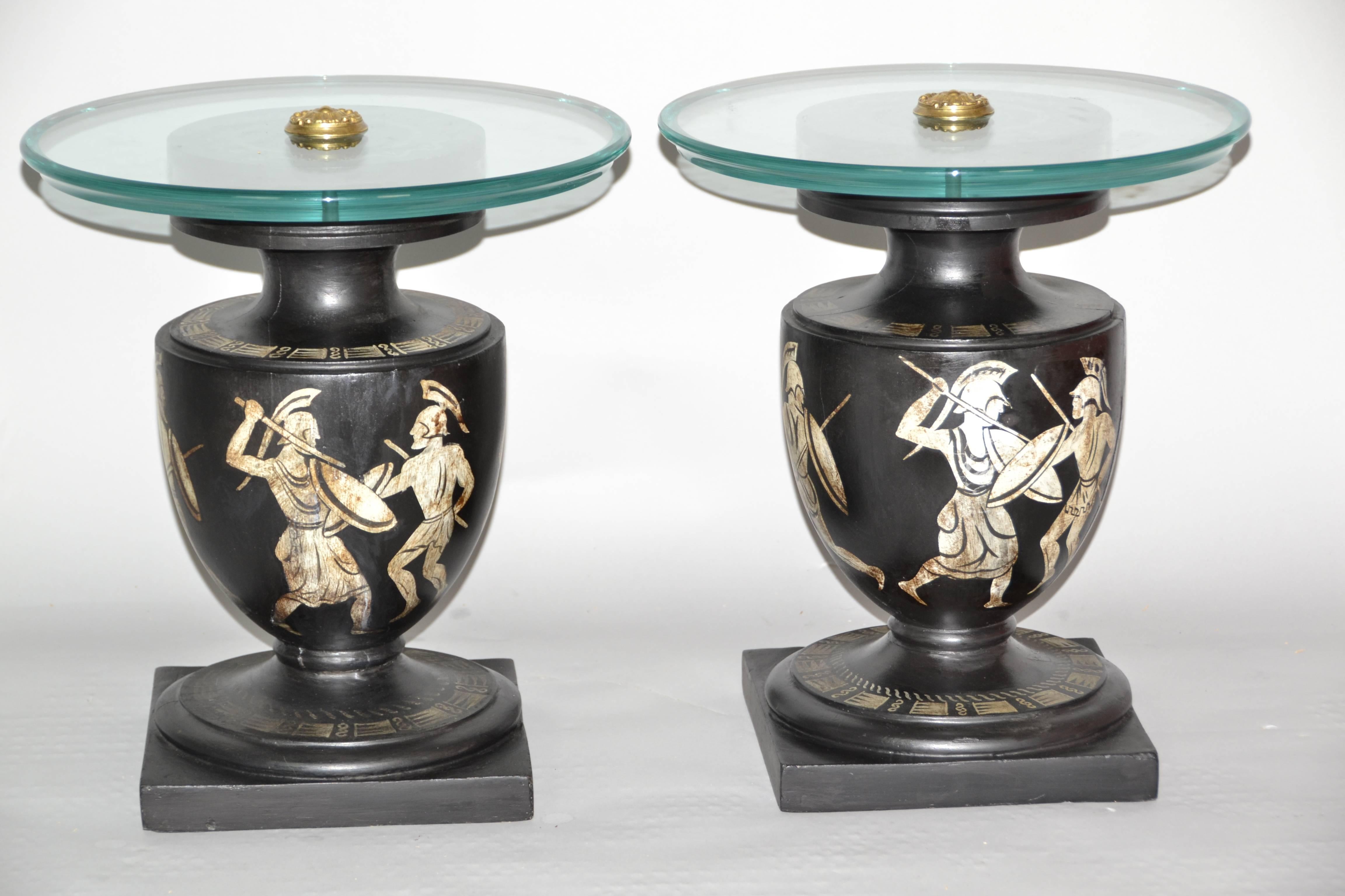 20th Century Neoclassical Italian Mid-Century Black and White Urn End Tables, circa 1940 For Sale