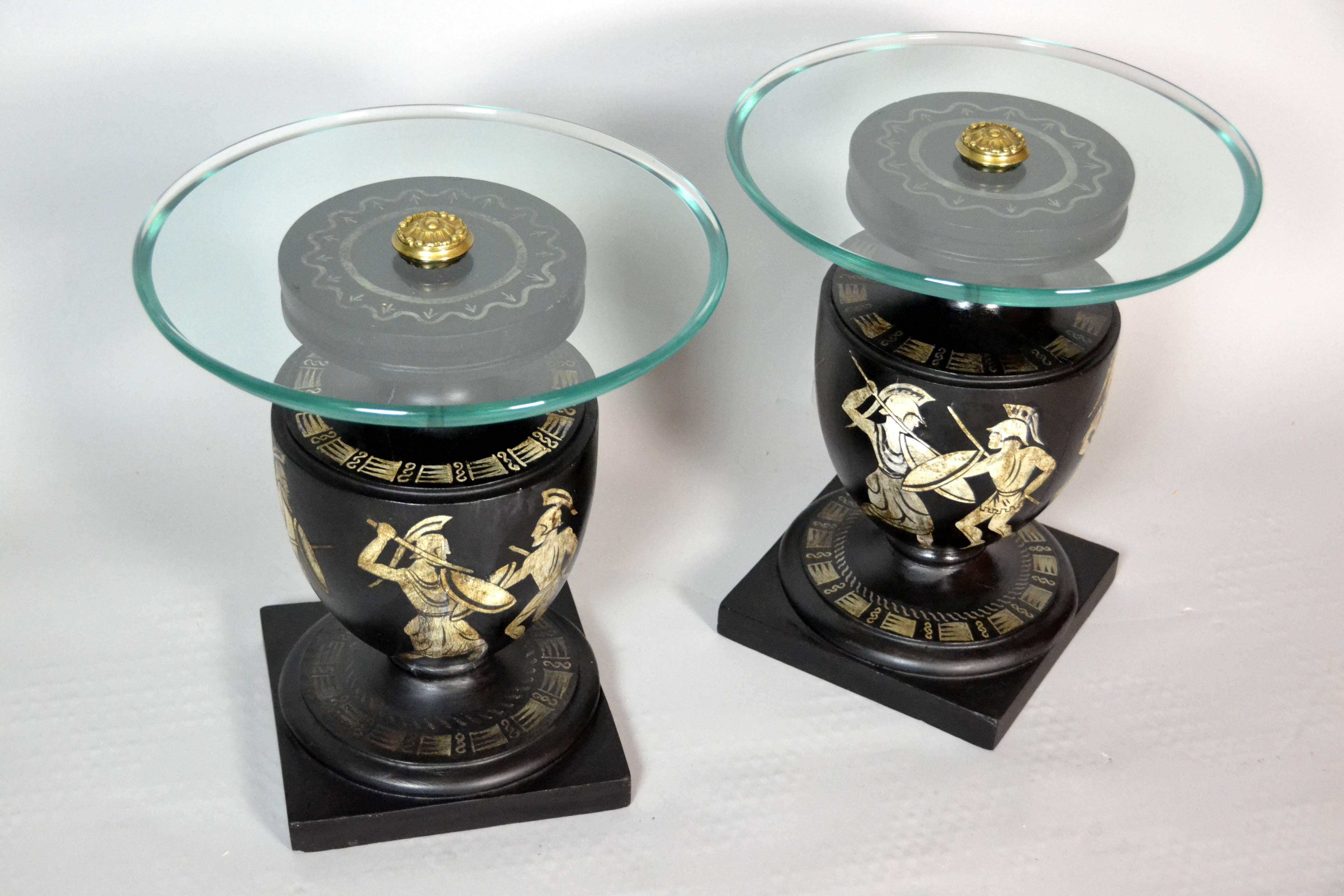 Neoclassical Italian Mid-Century Black and White Urn End Tables, circa 1940 For Sale 2