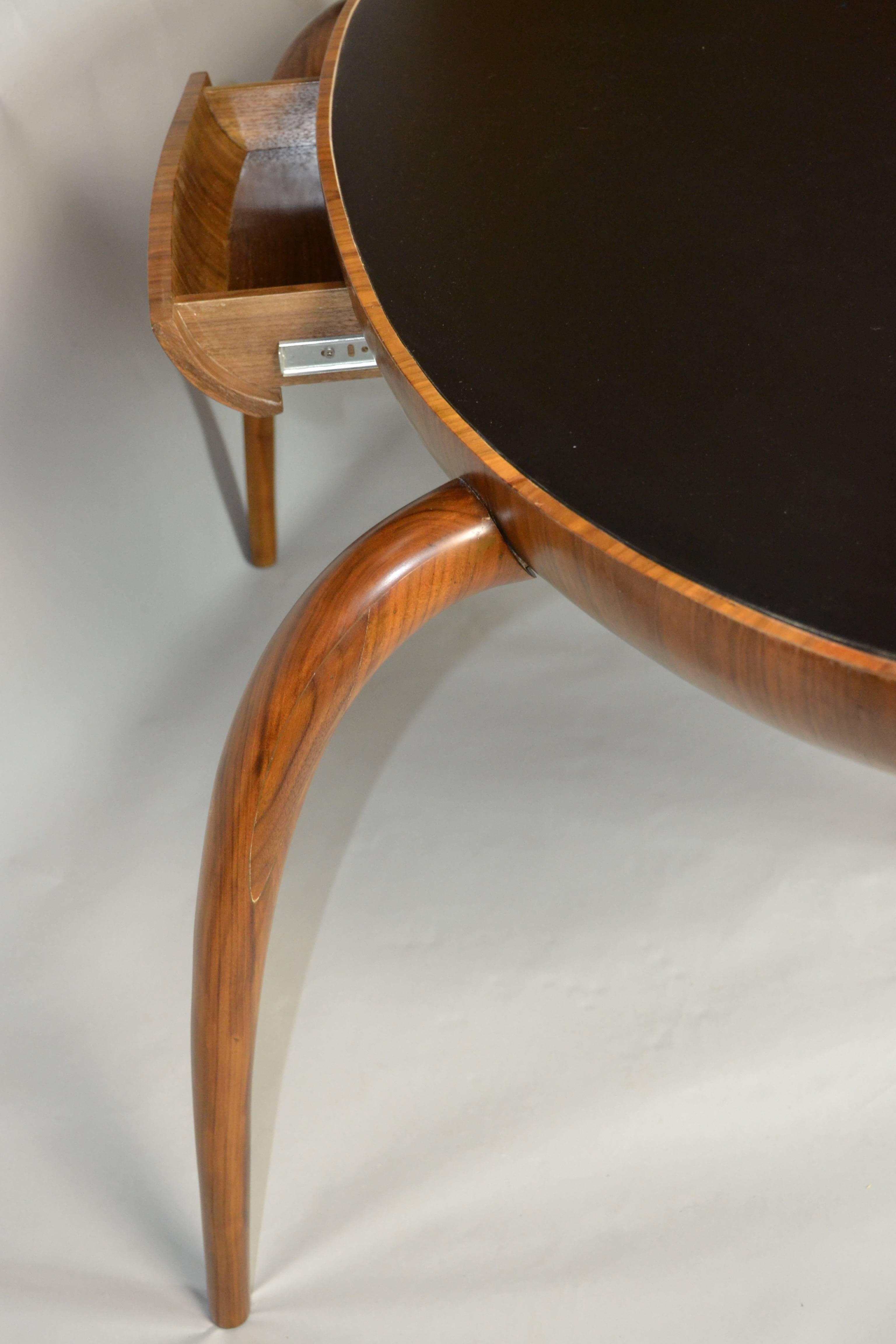 Oval Writing Desk Studio Crafted Walnut Spider Leg , 1970s In Good Condition For Sale In Camden, ME