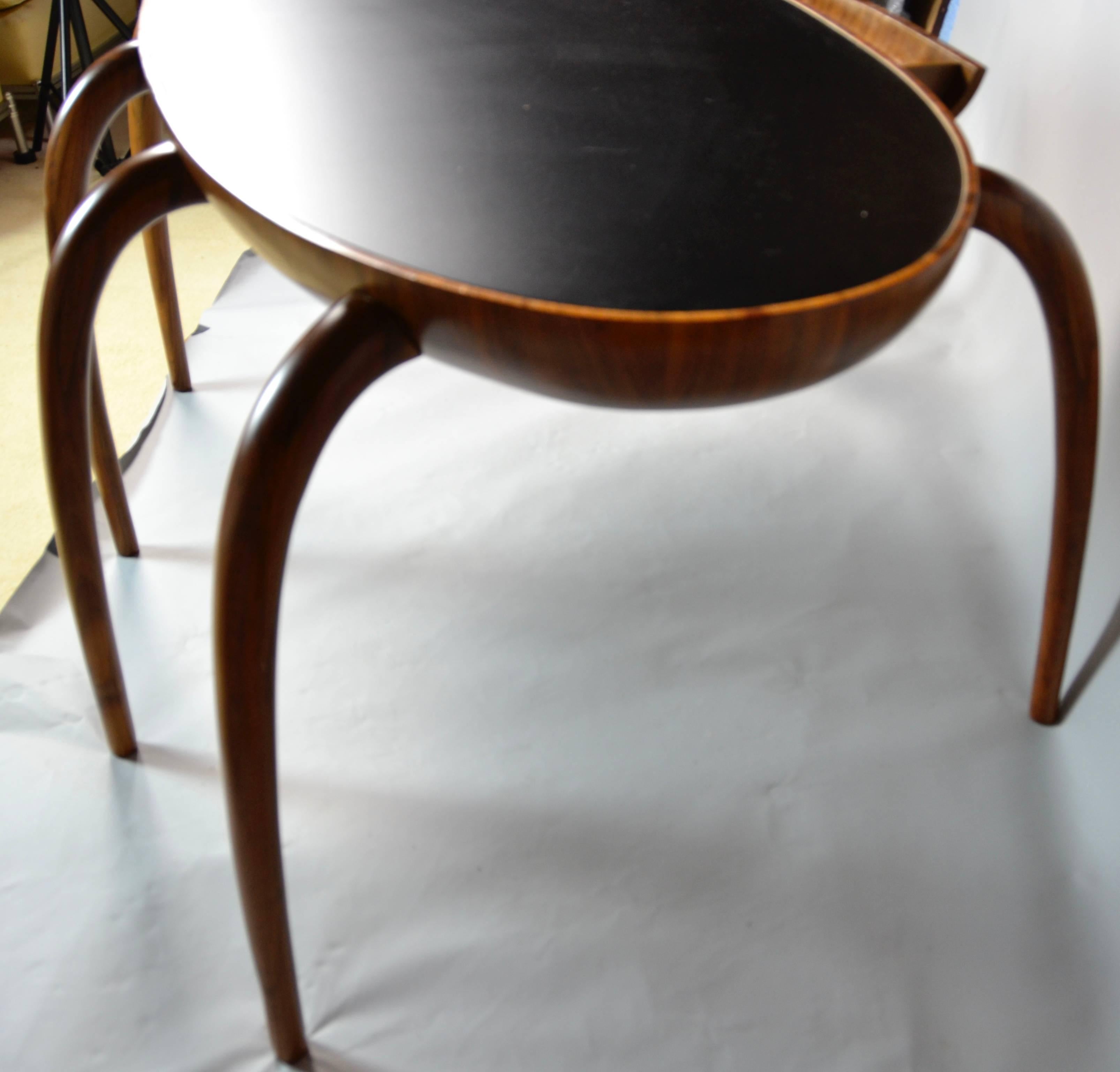 Oval Writing Desk Studio Crafted Walnut Spider Leg , 1970s For Sale 2