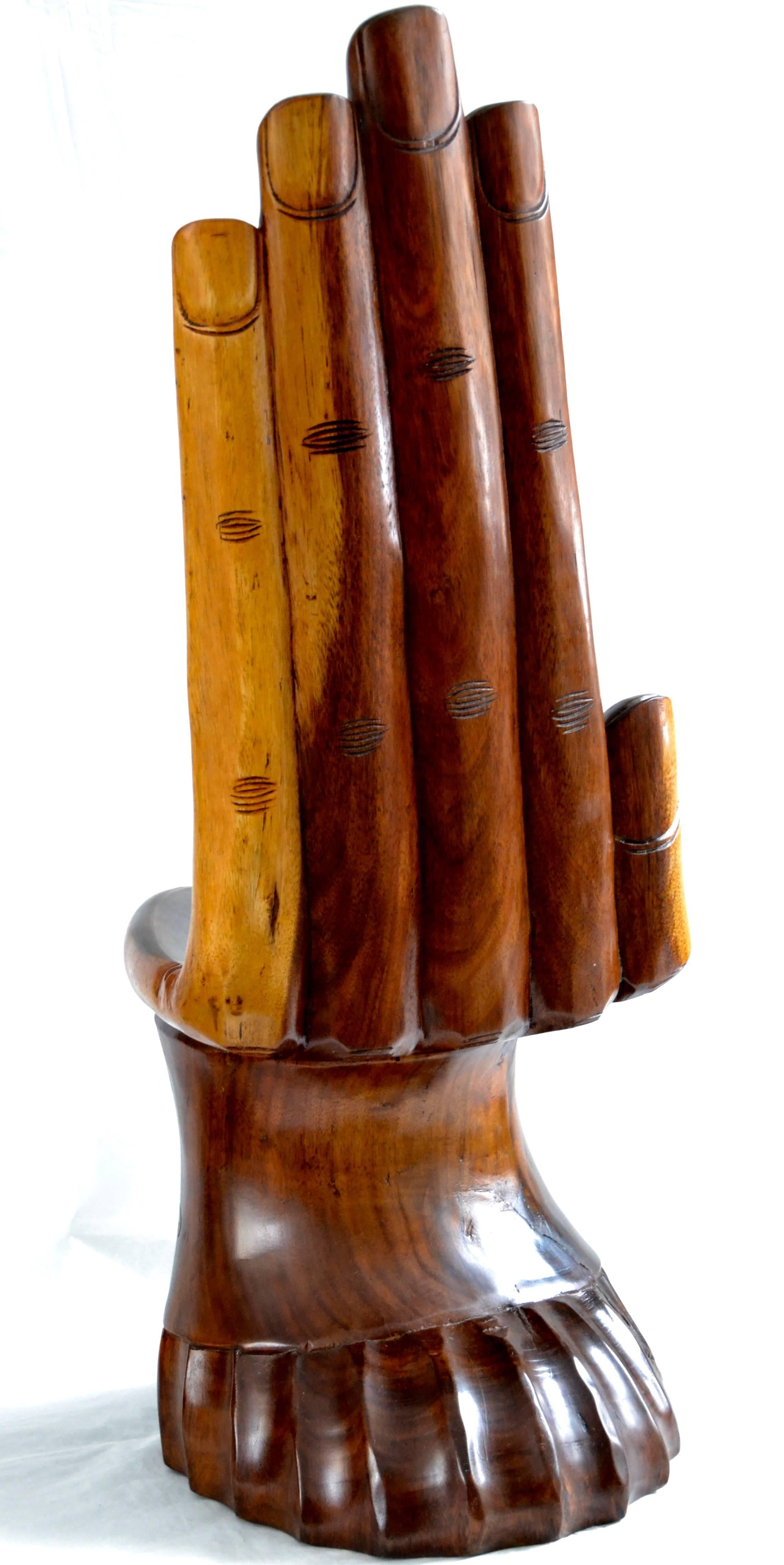 Mexikanischer geschnitzter handgeschnitzter Stuhl im Stil von Pedro Friedeberg, um 1960 (Moderne der Mitte des Jahrhunderts) im Angebot
