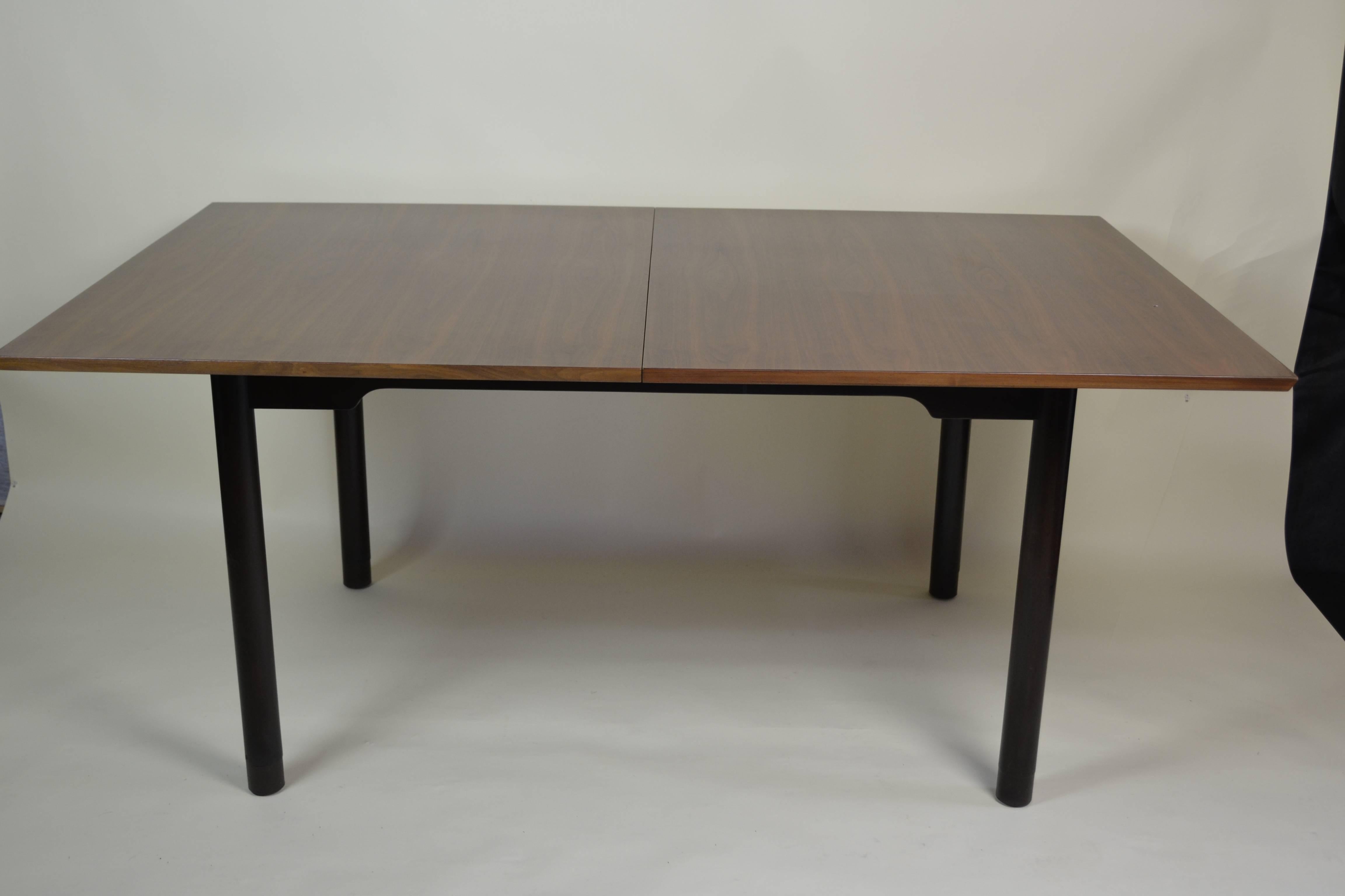 Mid-Century Modern Edward Wormley Extension Walnut Dining Table for Dunbar, circa 1953 For Sale