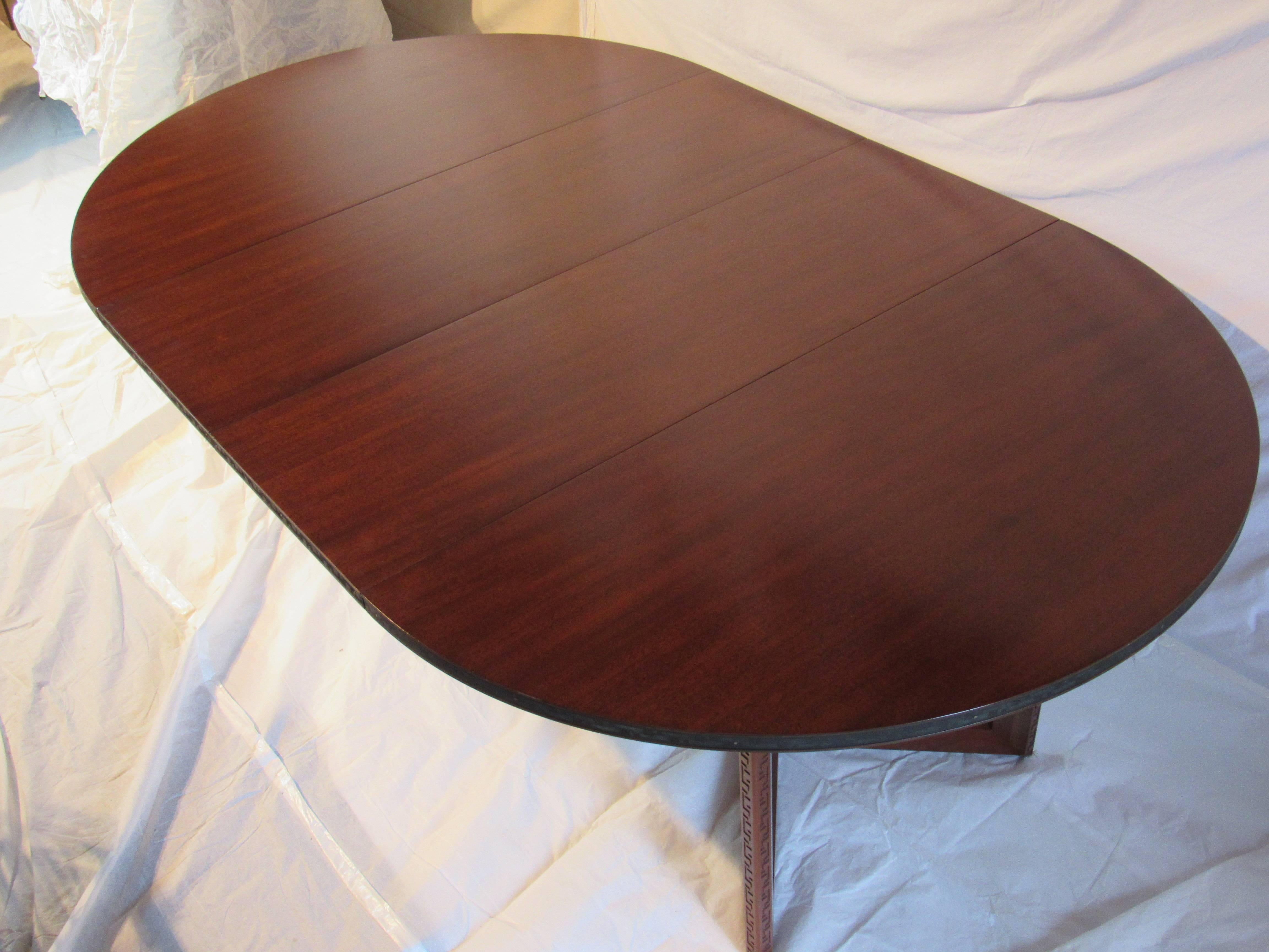 Mid-20th Century Frank Lloyd Wright Mahogany Oval Dining Table Heritage Henredon Talliesin, 1955