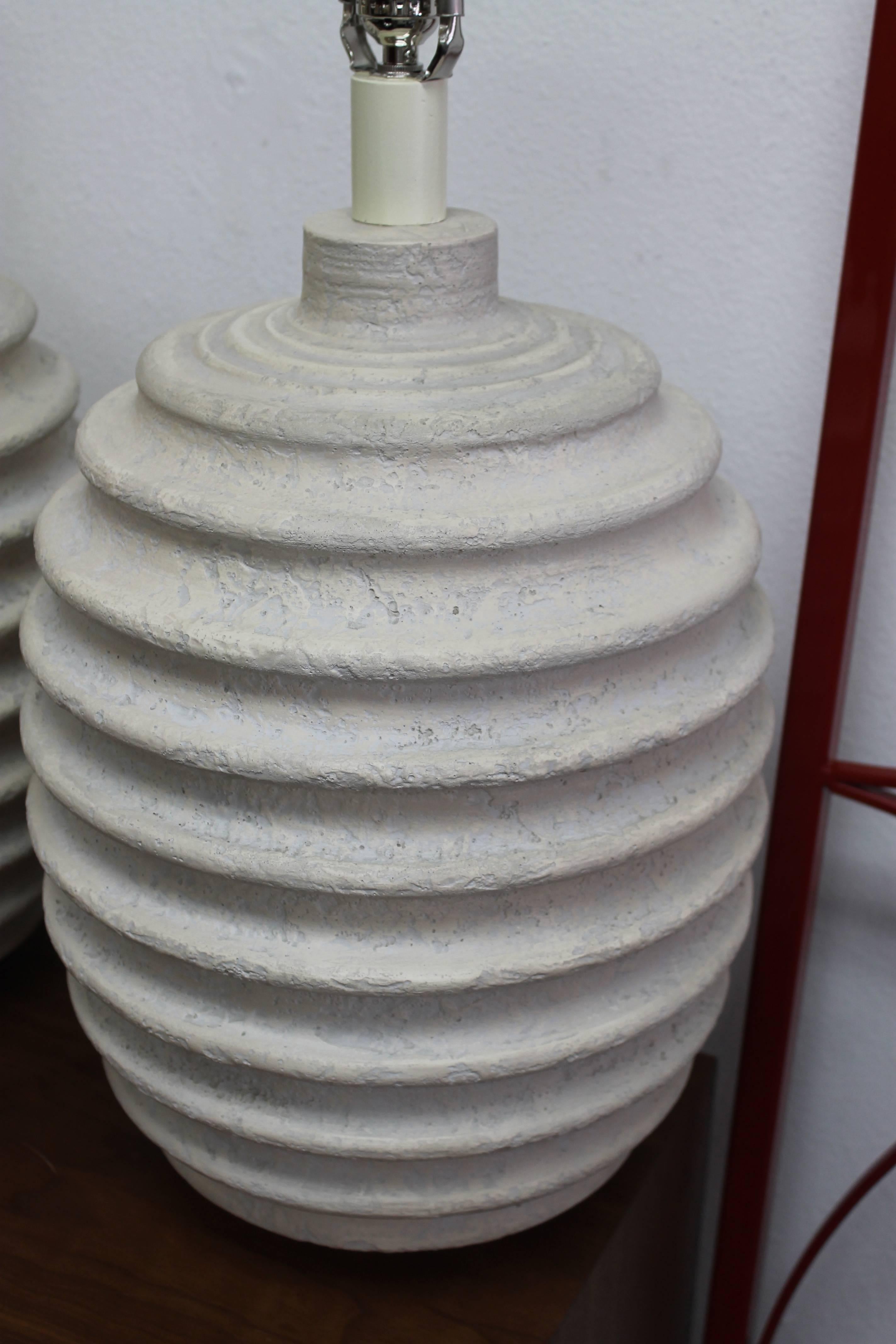 Pair of Ceramic Lamps by Casual Lamps of California In Excellent Condition In Palm Springs, CA