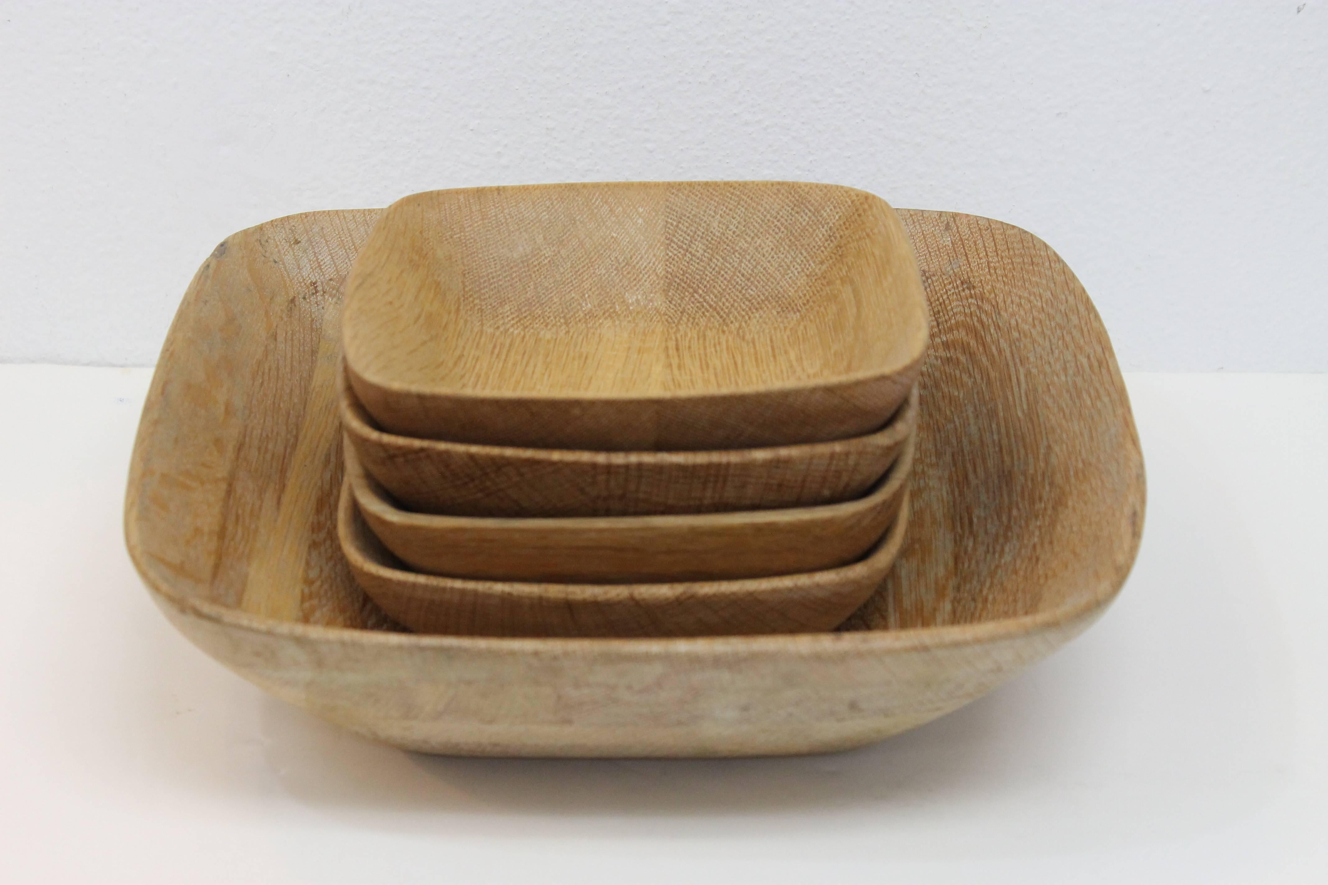 Mary Wright salad bowl set. Part of a wood line designed by husband and wife Industrial designers Russel Wright / Mary Wright. Large bowl measures 11.25