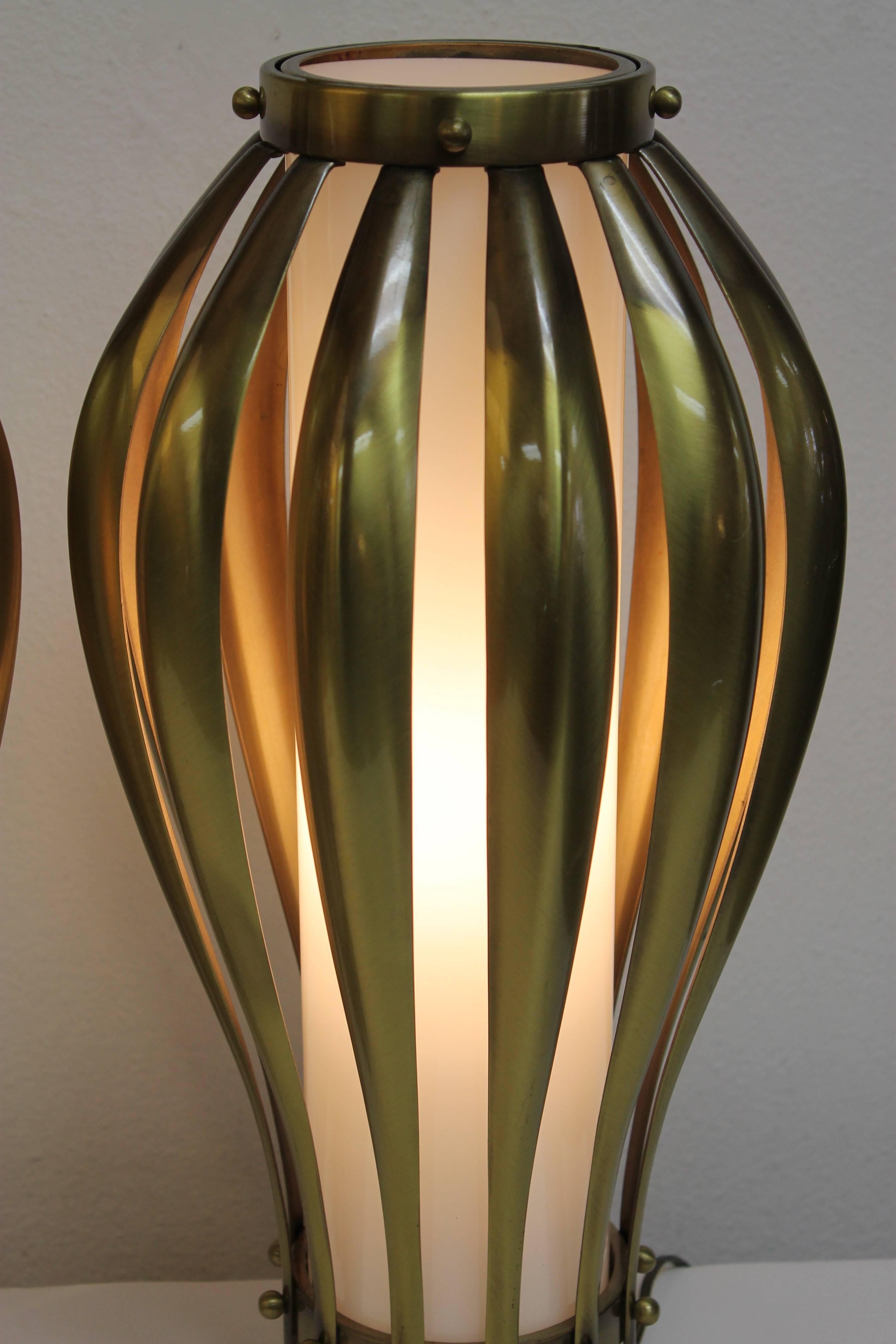 American Elegant Pair of Midcentury Table Lamps