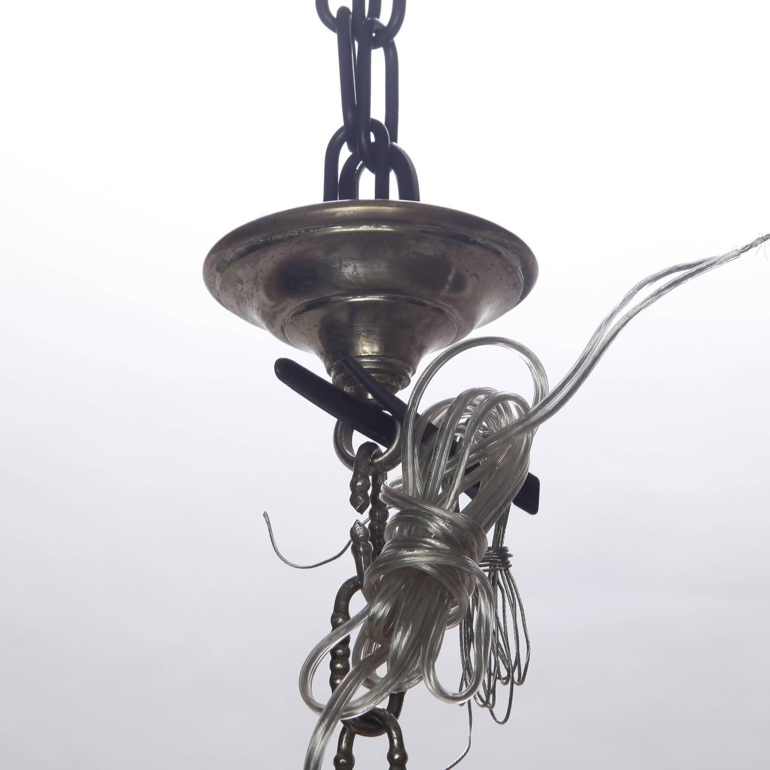 Lampadario a sei luci con perle di cristallo e acini di vetro in vendita 5