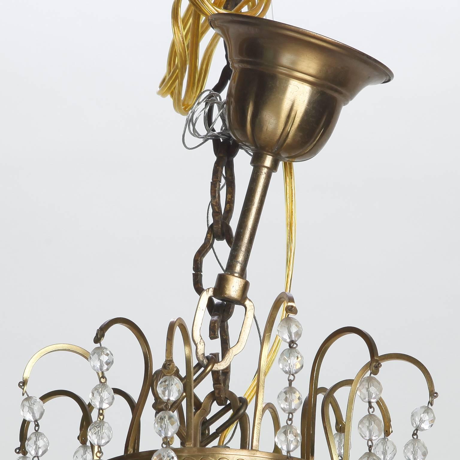 Italian Eight-Arm Chandelier with Crystal Spears and Swagged Beads 2