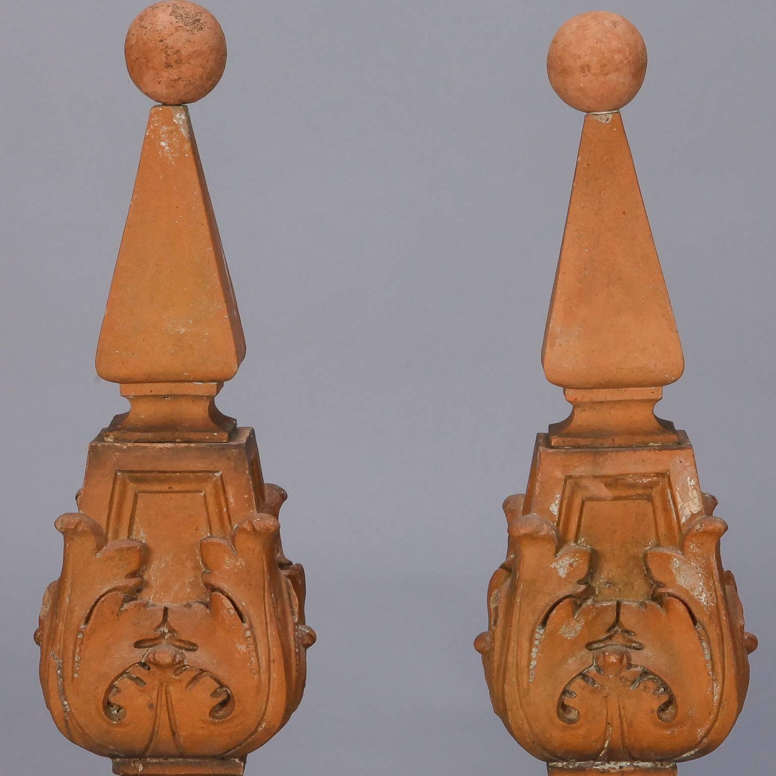 Tall English Terra Cotta Finial In Good Condition In Troy, MI