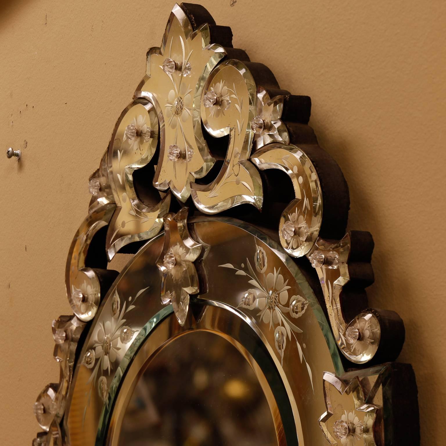 Italian Medium Size Venetian Mirror with Crest