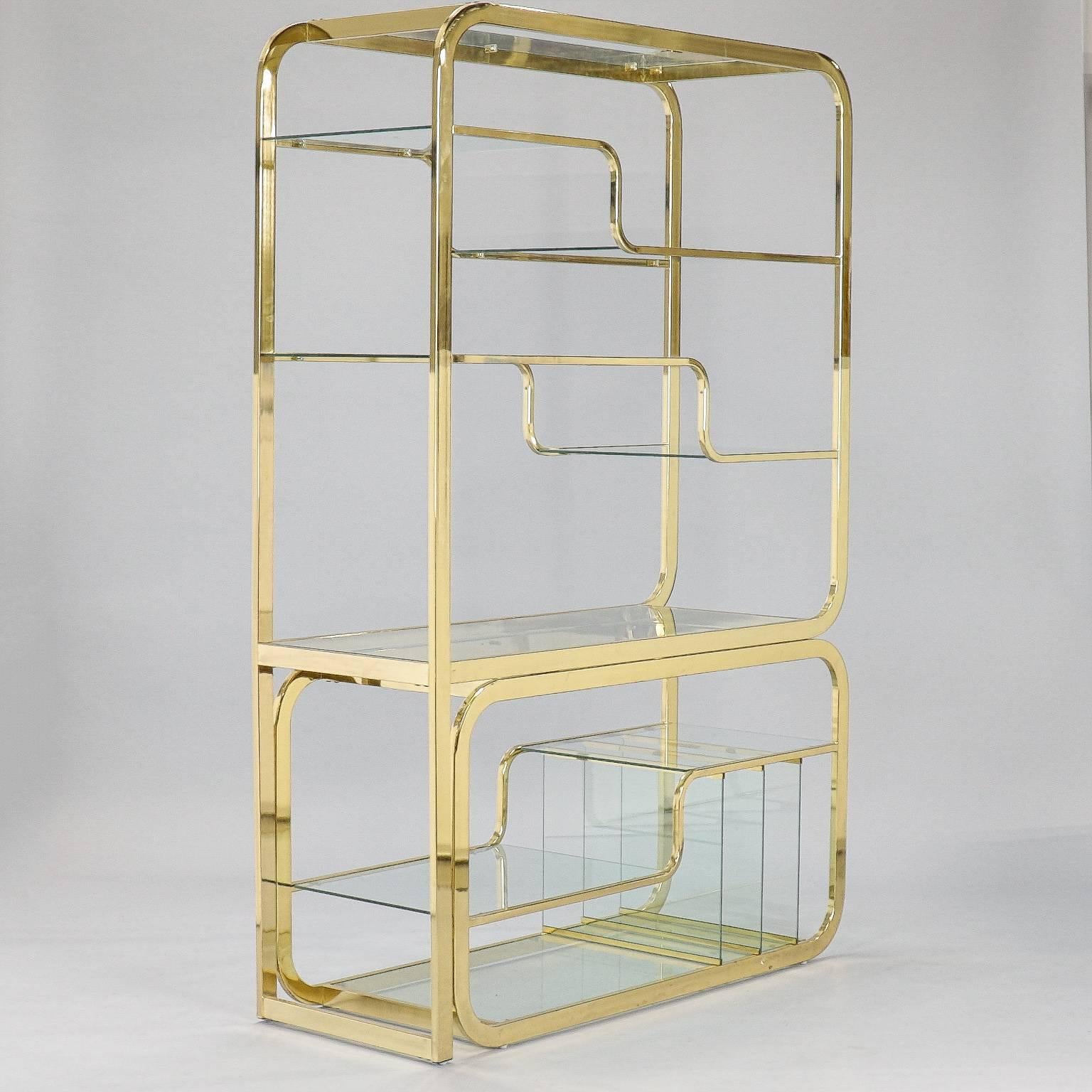 Milo Baughman for Design Institute of America Brass and Glass Etagere In Good Condition In Troy, MI
