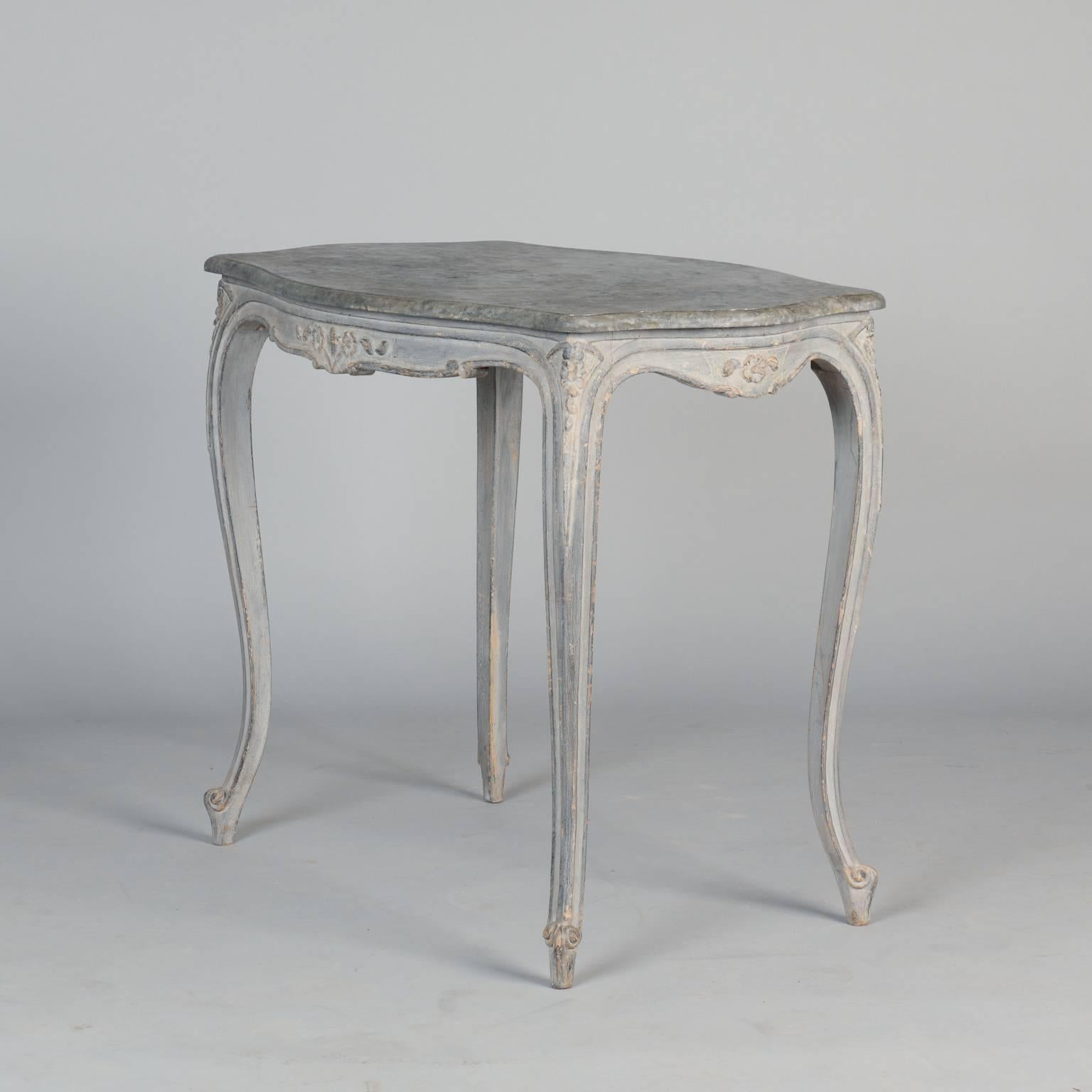 French Painted and Carved Blue Side Table In Good Condition In Troy, MI