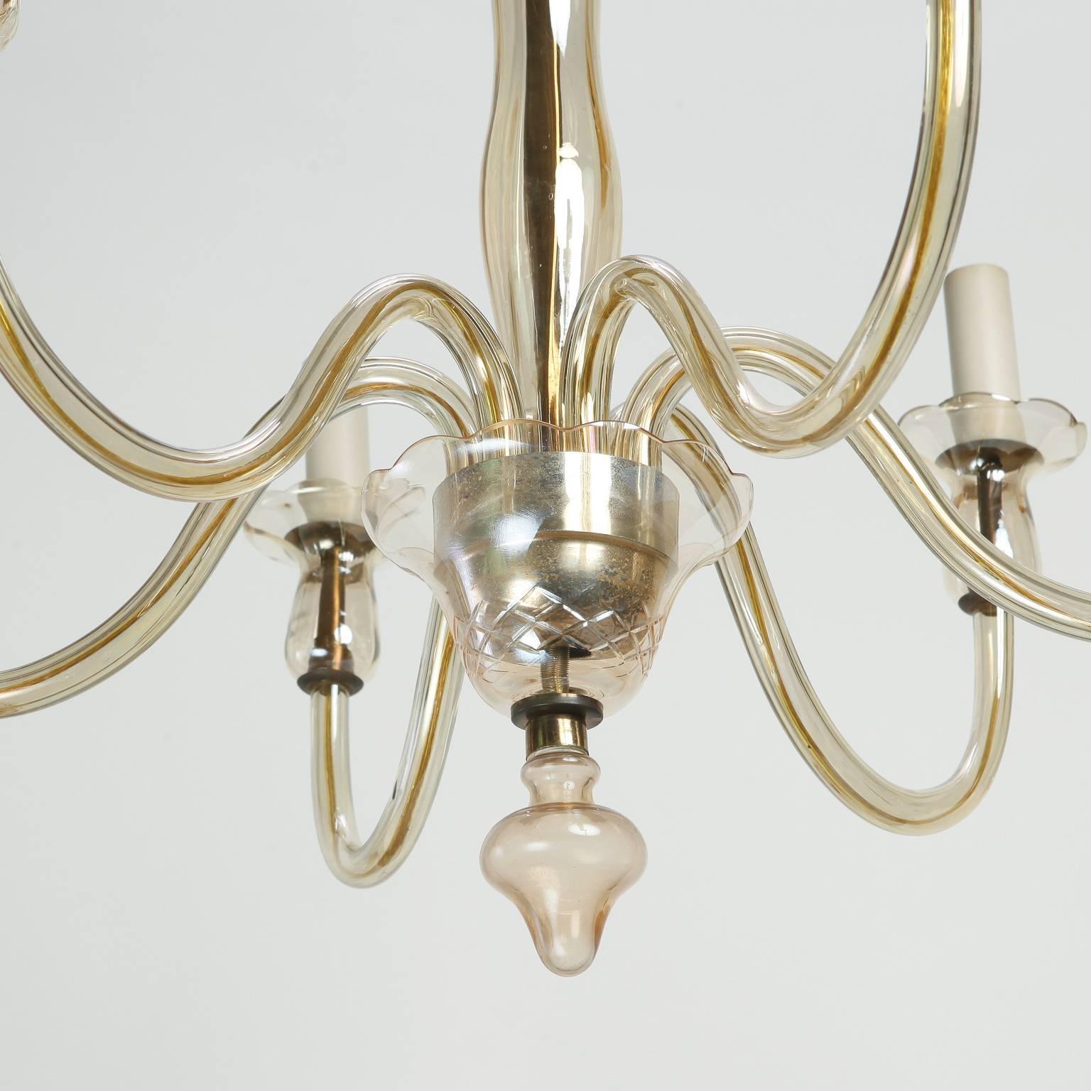 Six-Arm Pale Amber Murano Glass Chandelier In Good Condition In Troy, MI