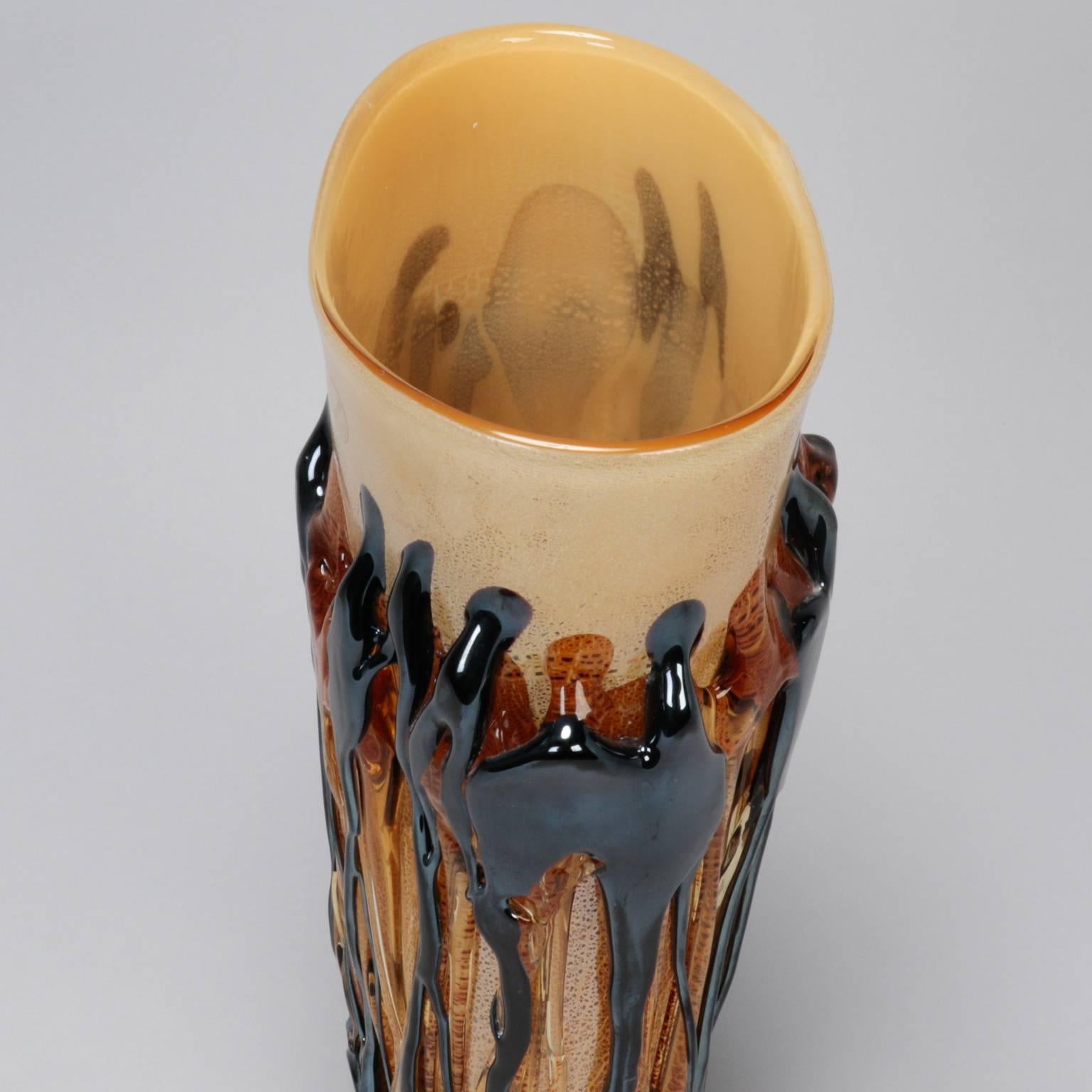 italien Vase Murano en verre appliqué contrasté or et Brown en vente