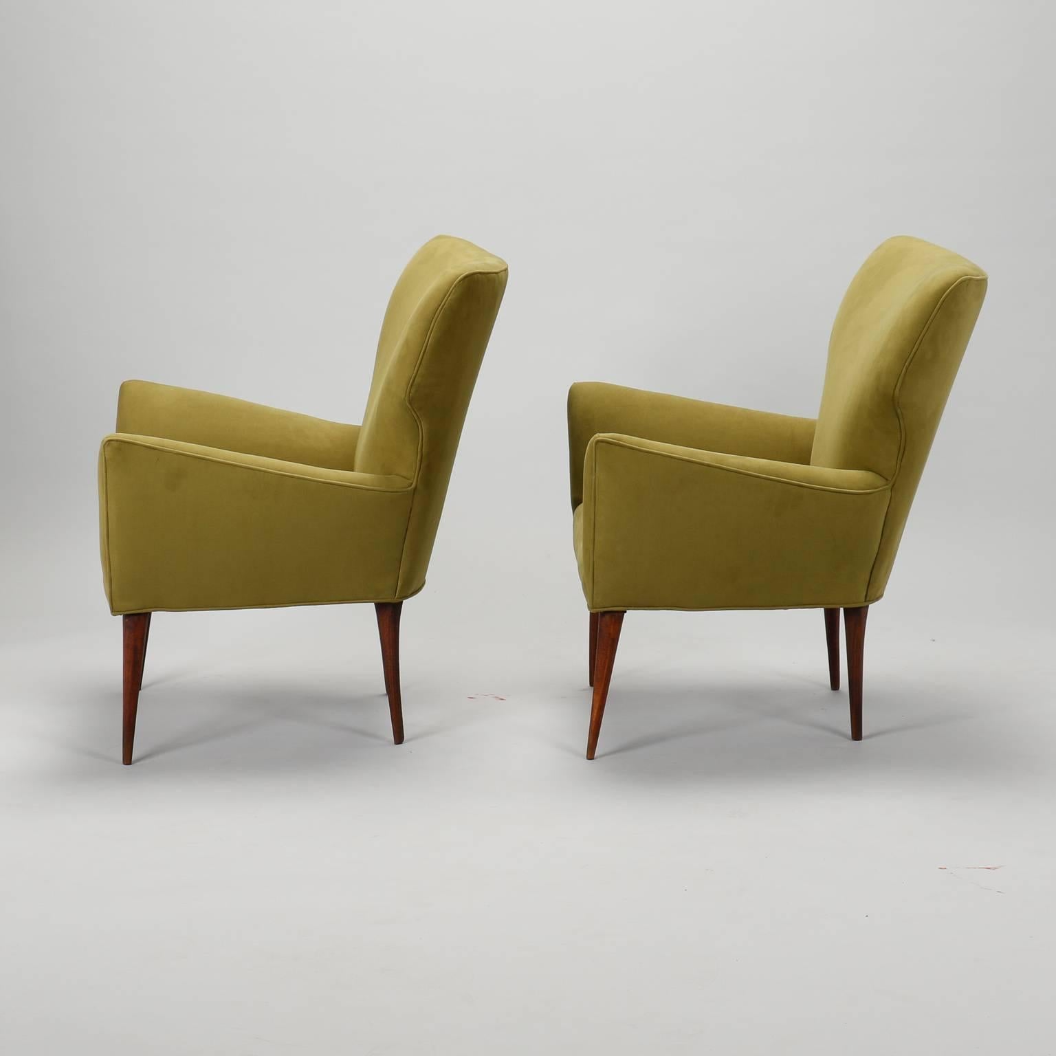 Pair of Mid-Century Italian Armchairs In Excellent Condition In Troy, MI