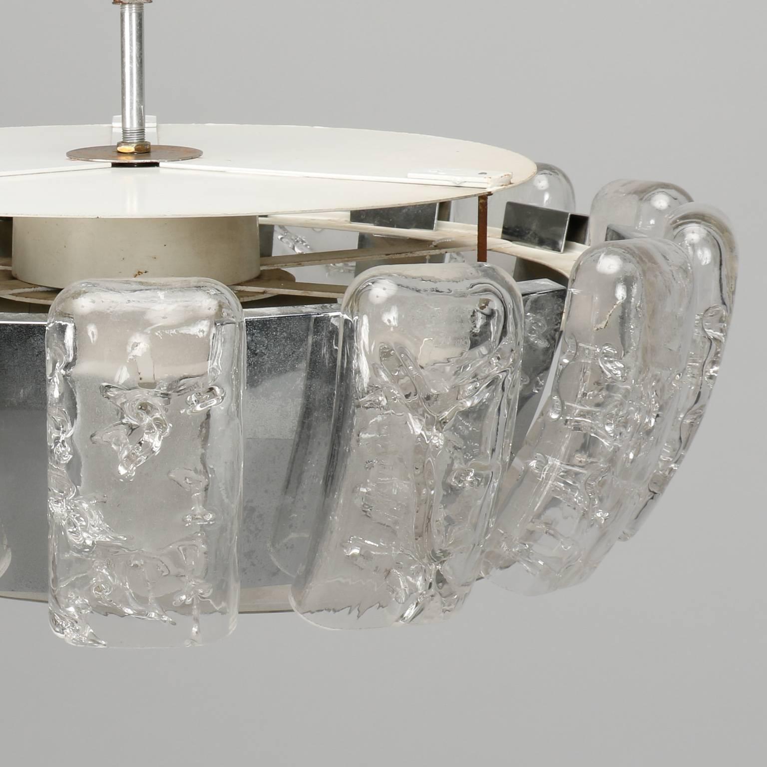 Kalmar Mid-Century Icicle Glass Flush Mount Fixture In Good Condition For Sale In Troy, MI