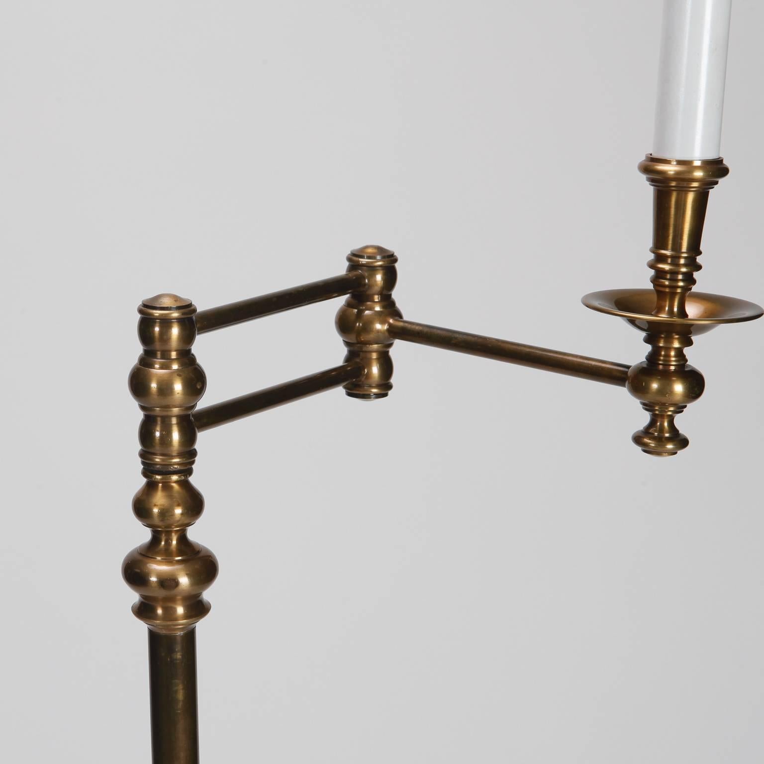 English Brass Swing Arm Library Floor Lamp In Good Condition In Troy, MI