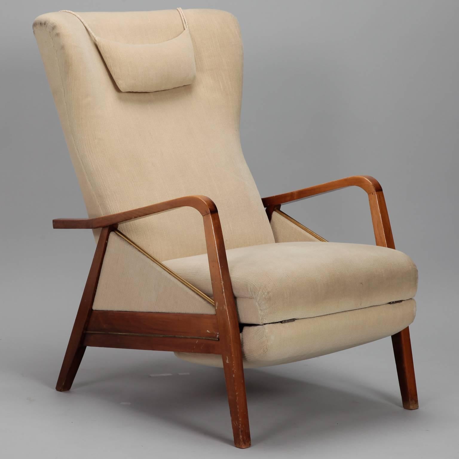 Mid-Century Modern Mid-Century Reclining Chair in the Manner of Paola Buffa