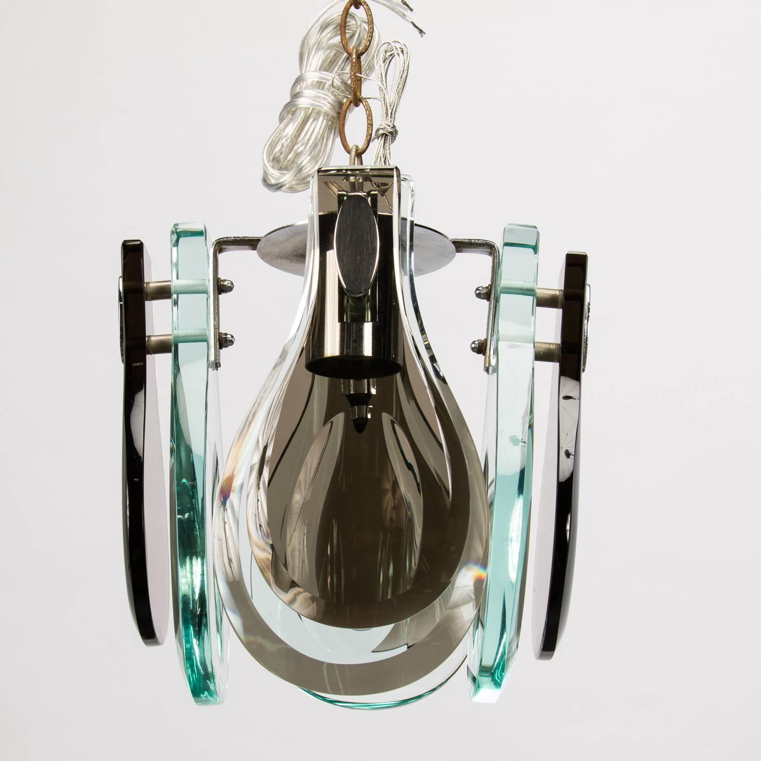 italien Lampe à suspension Fontana avec panneaux en verre en forme de gouttes d'eau en vente