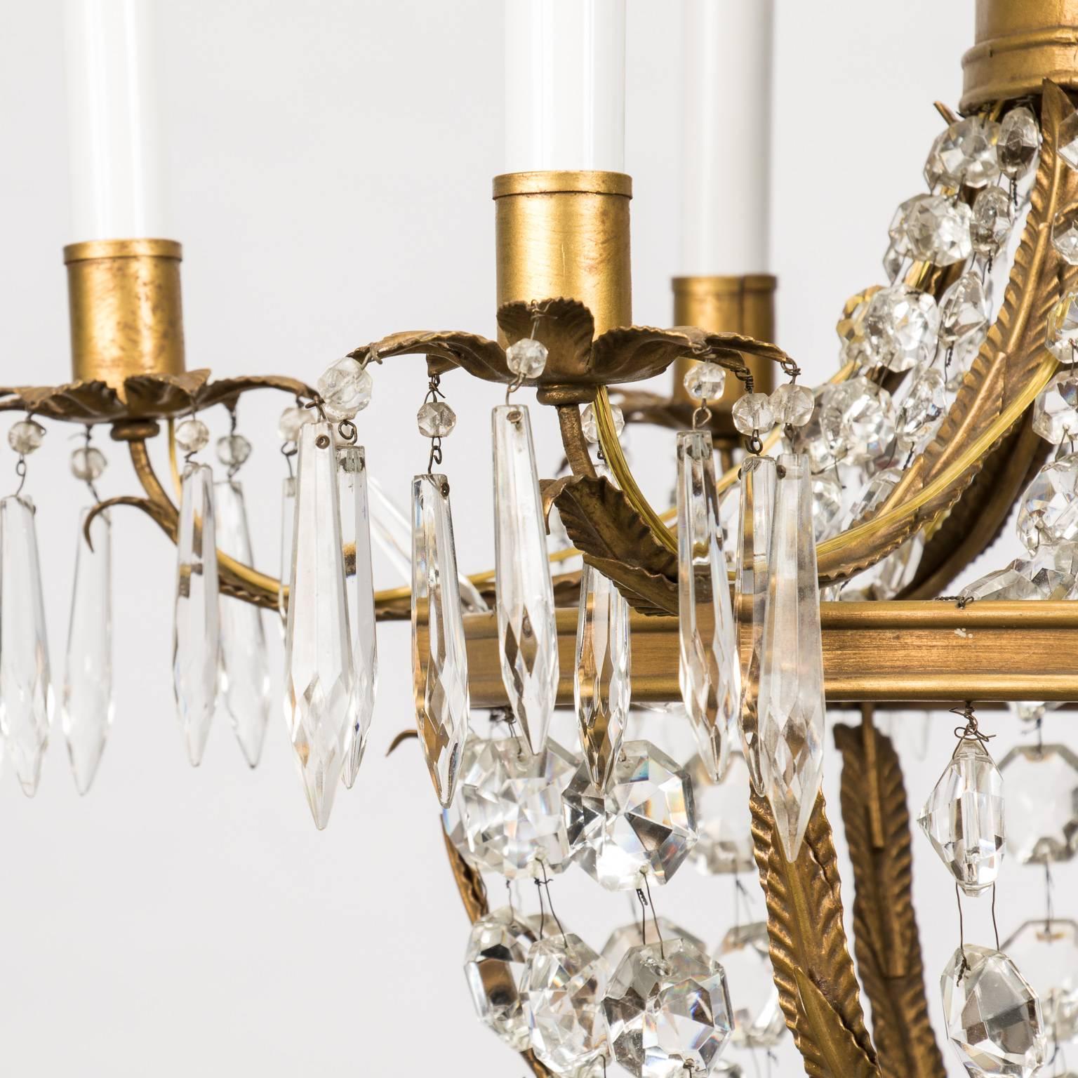 unusual chandeliers