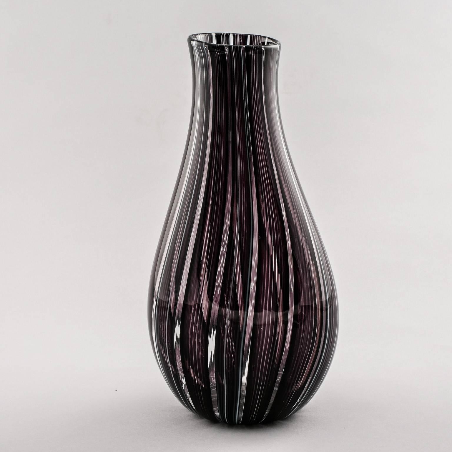 Adriano dalla Valentina Aubergine Murano Glass Vase In Excellent Condition In Troy, MI