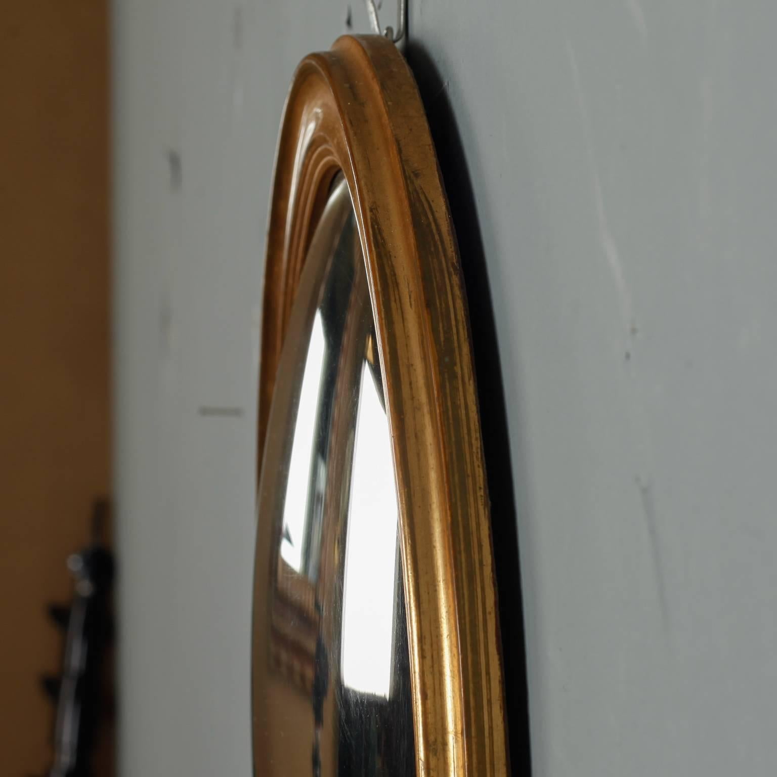 Gilt Late 19th Century Oval Gilded Convex Butler's Mirror 