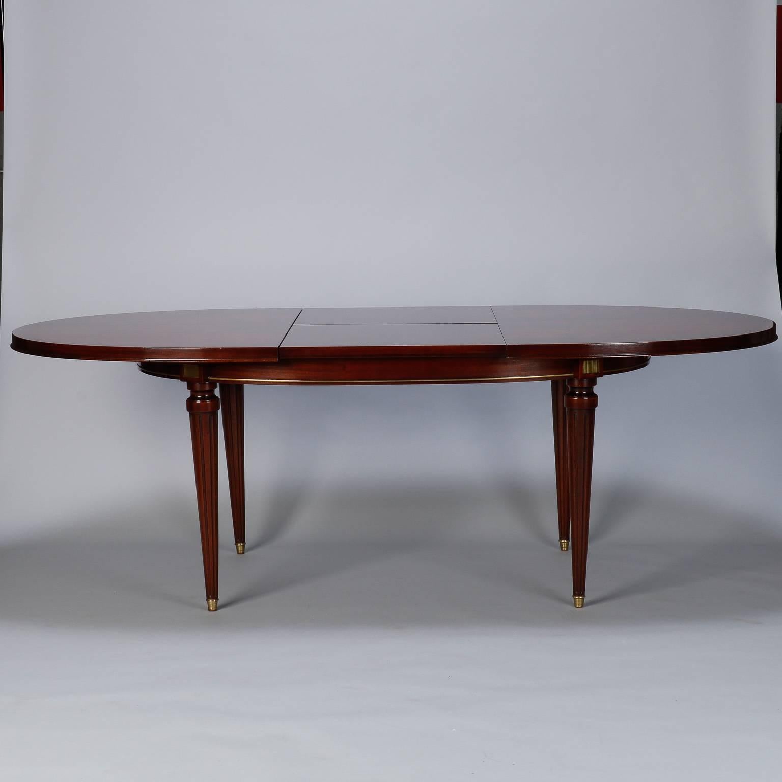 French Mahogany Louis Philippe Table with Butterfly Leaf and Brass Trim In Excellent Condition In Troy, MI