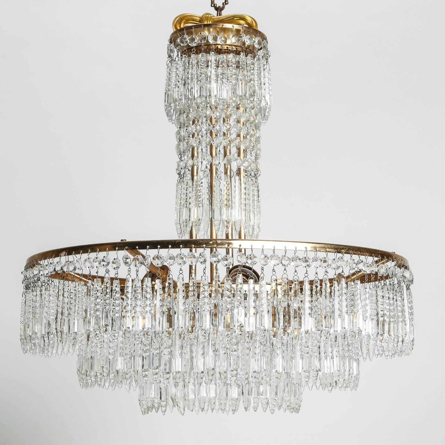 Hand-Carved French Hand-Cut Crystal and Brass Chandelier For Sale