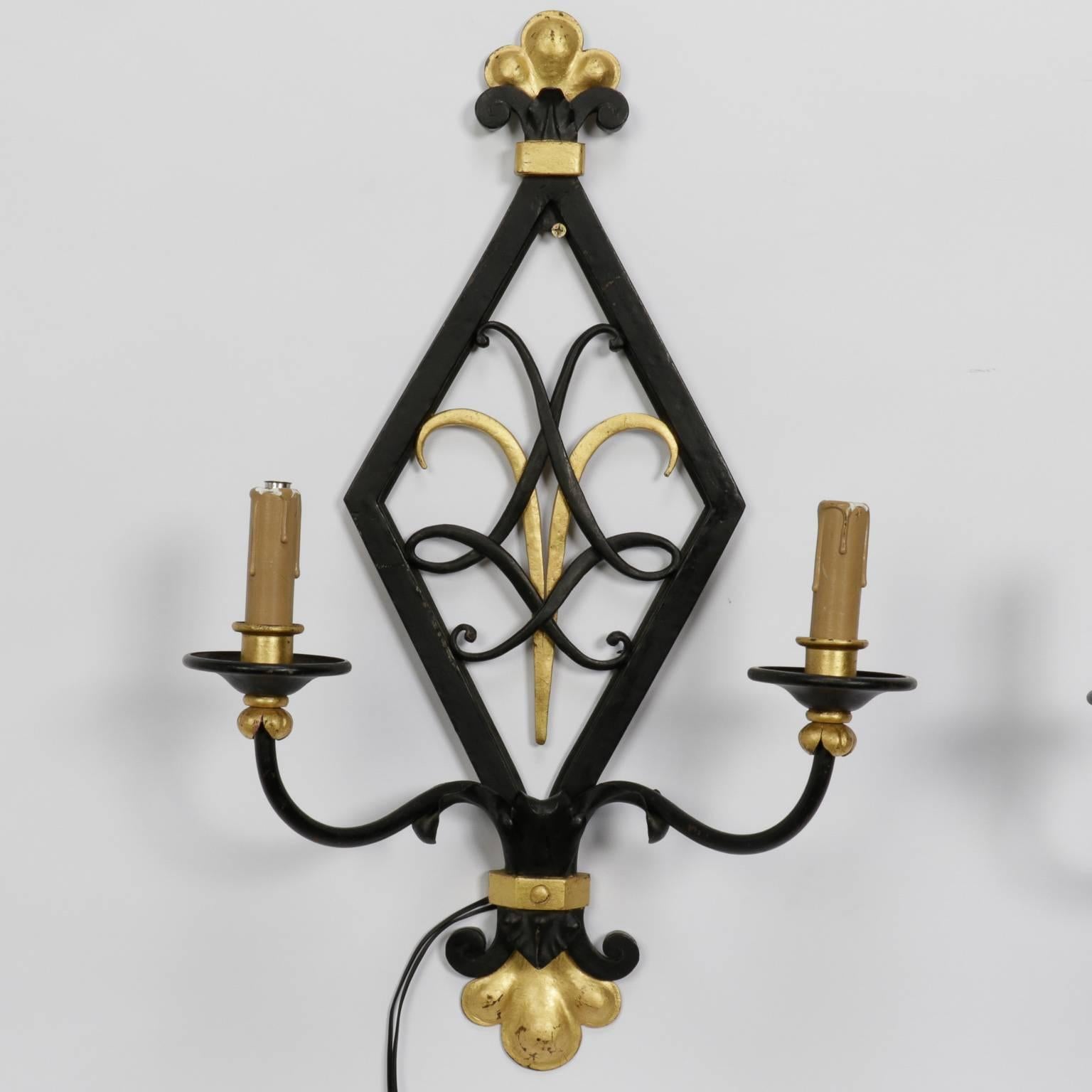 Pair Black and Gilt Iron Art Moderne Style Sconces (Vergoldet)