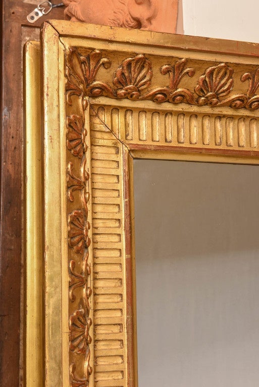 18th/19th Century Giltwood French Napoleon III Mirror In Excellent Condition For Sale In West Palm Beach, FL