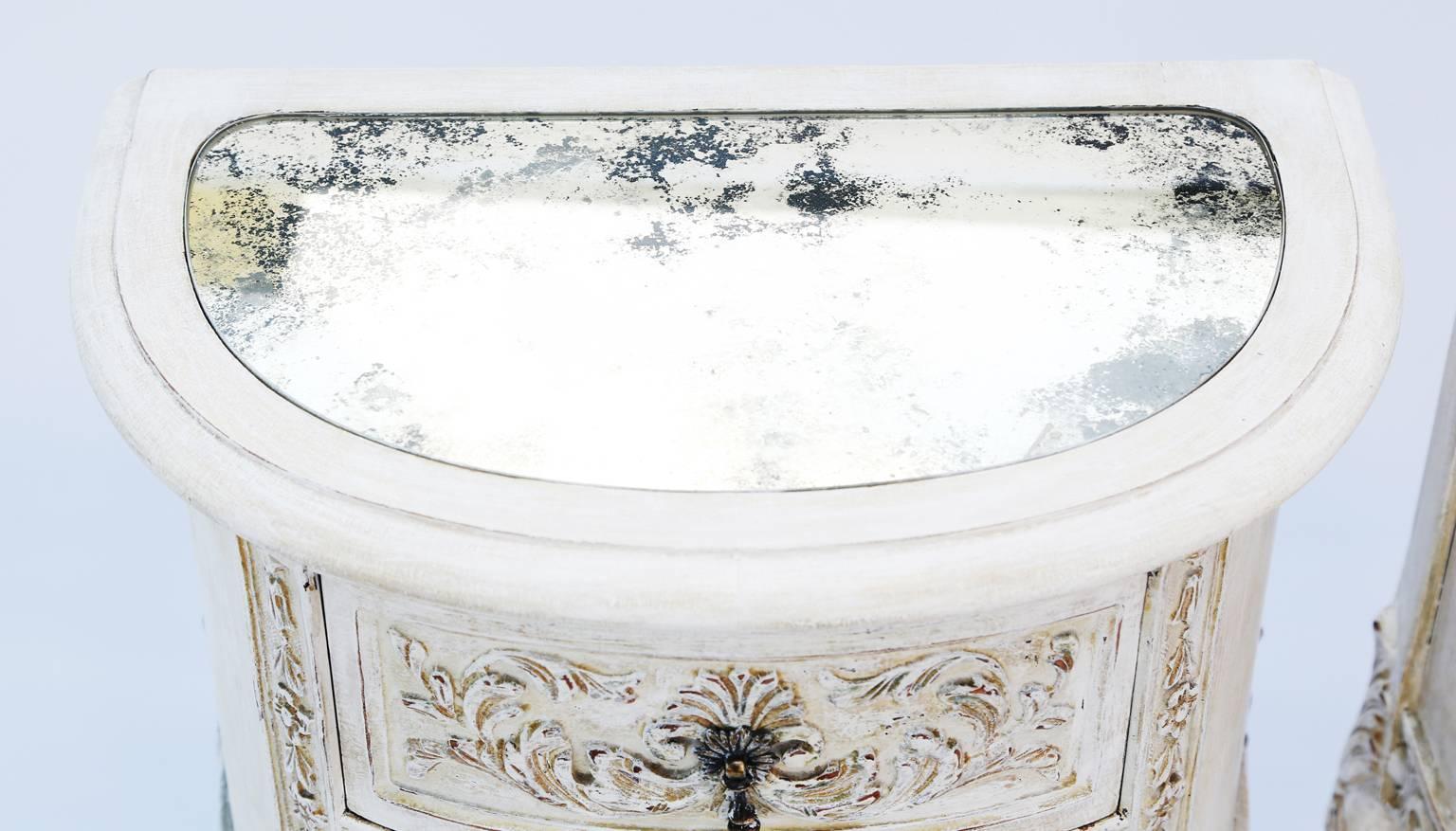Pair of Carved and Painted Louis XV Night Tables with Mirrored Tops 3