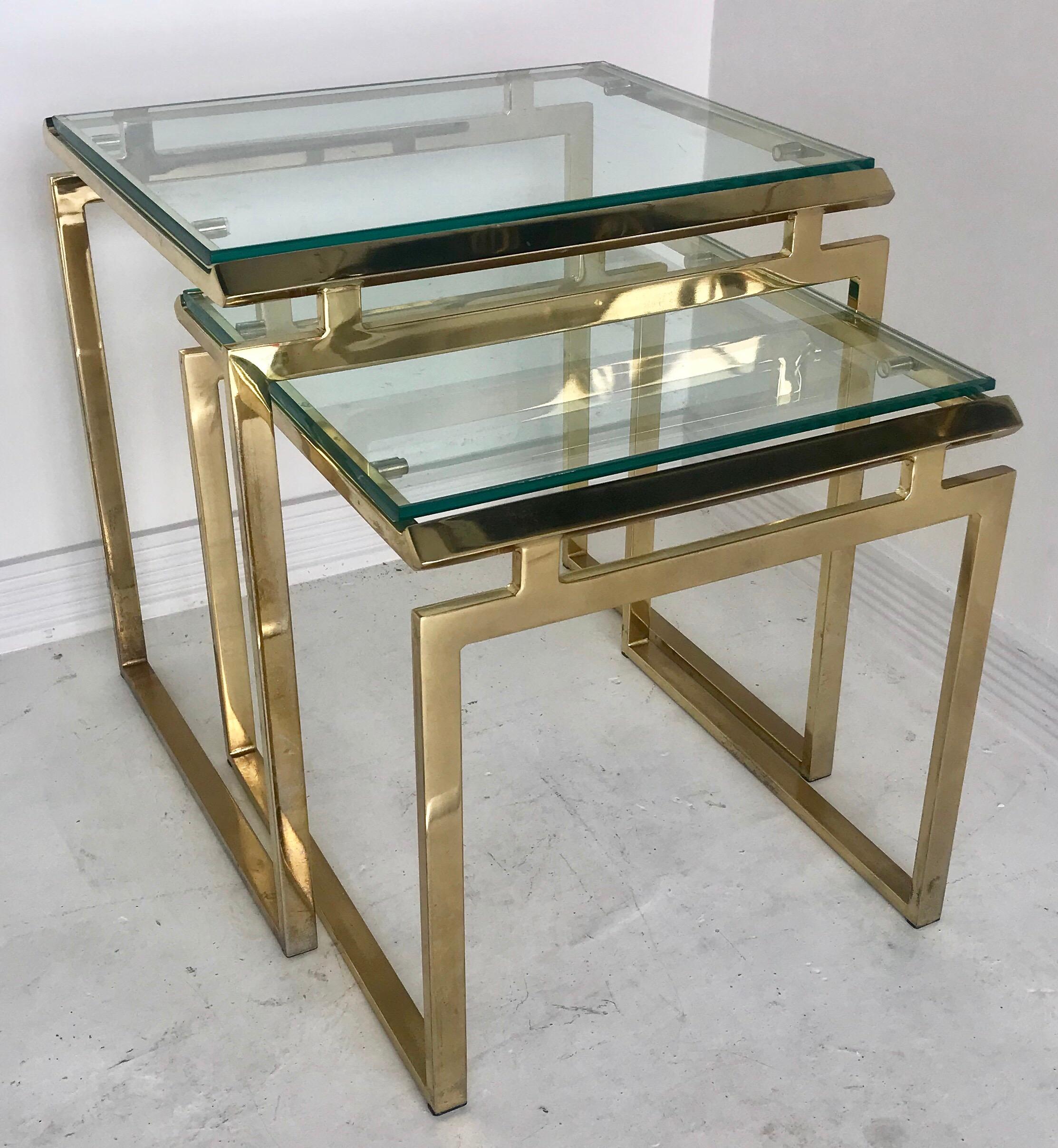 Pair of Mid Century Brass and Glass Nesting Tables In Good Condition In Miami, FL