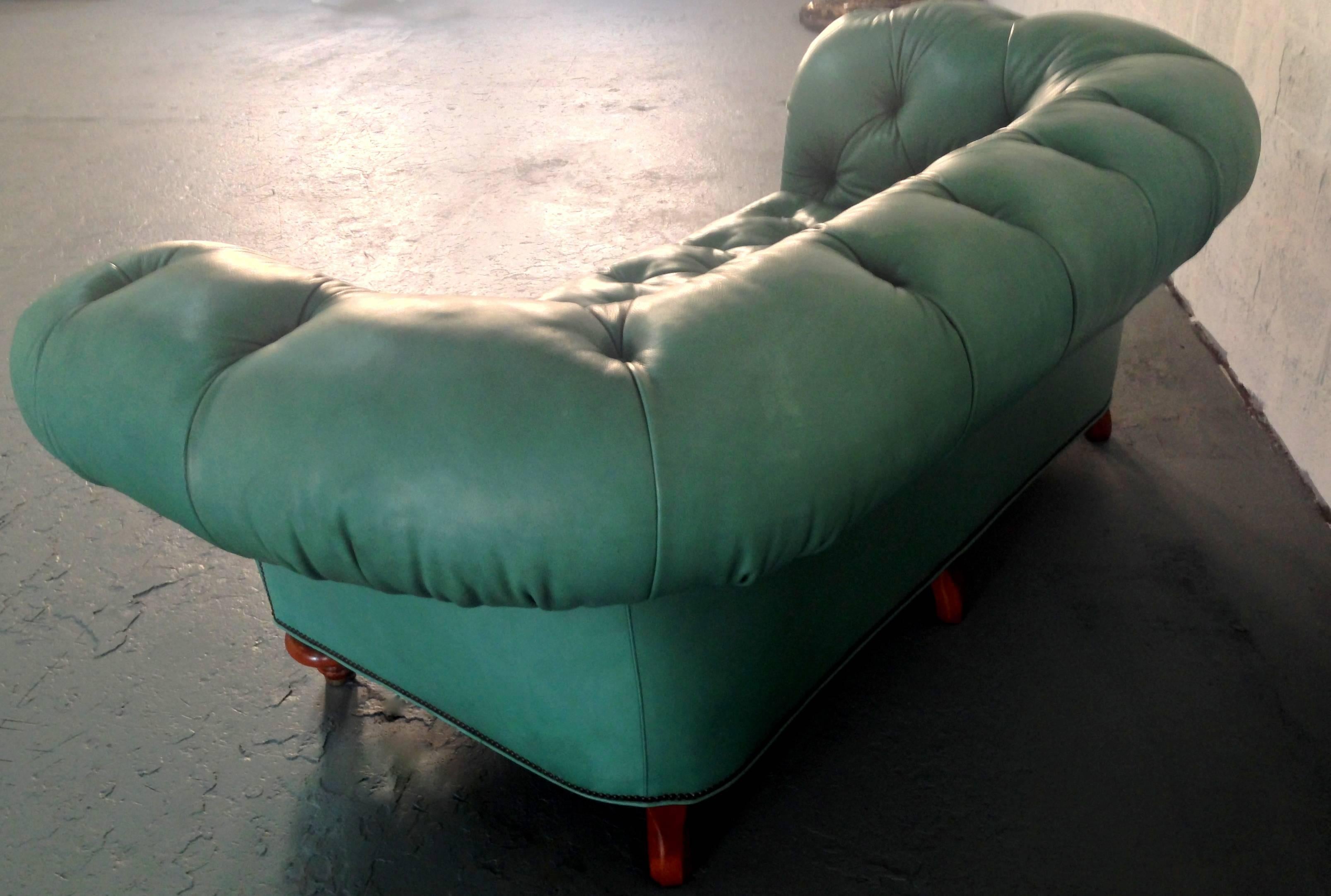 Mid-20th Century English Green Vintage Leather Chesterfied Sofa
