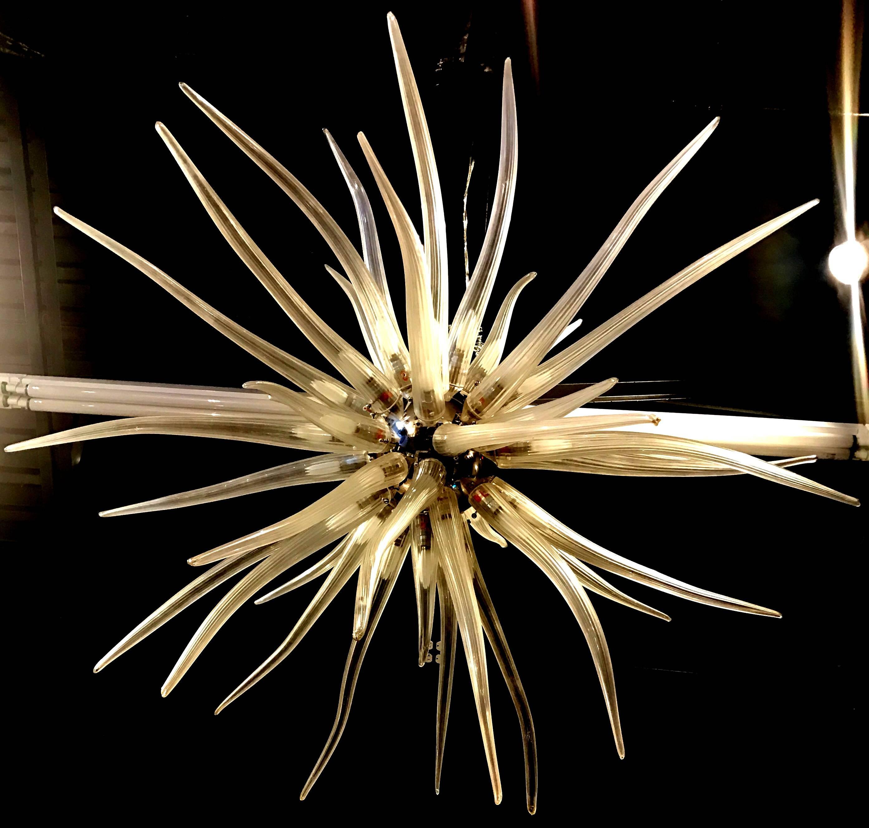 Mid-Century Modern Dramatic Murano Glass Sputnik Chandelier