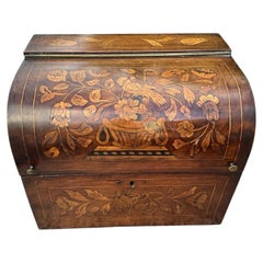 Exceptional Georgian Captain’s Dutch Bombé Tantalus - Marquetry, ca. 1760